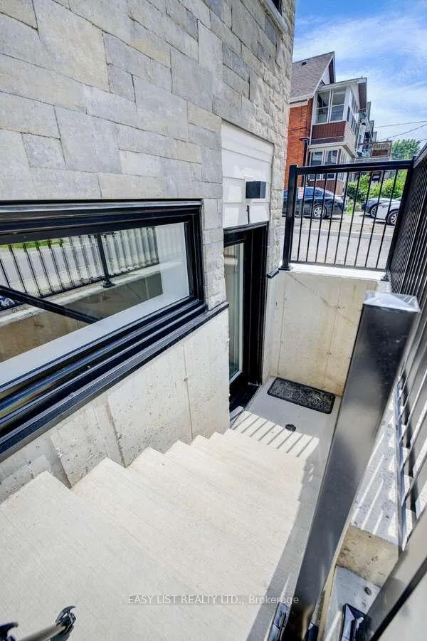 Photo 19 of Unit 1, 17 Peter Street, Kitchener, Cedar Hill — HOMEH