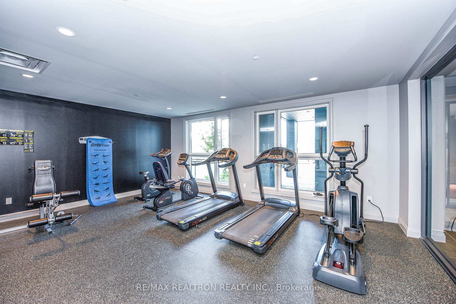 Photo 15 of Unit 111, 95 Dundas Street W, Oakville, Glenorchy — HOMEH
