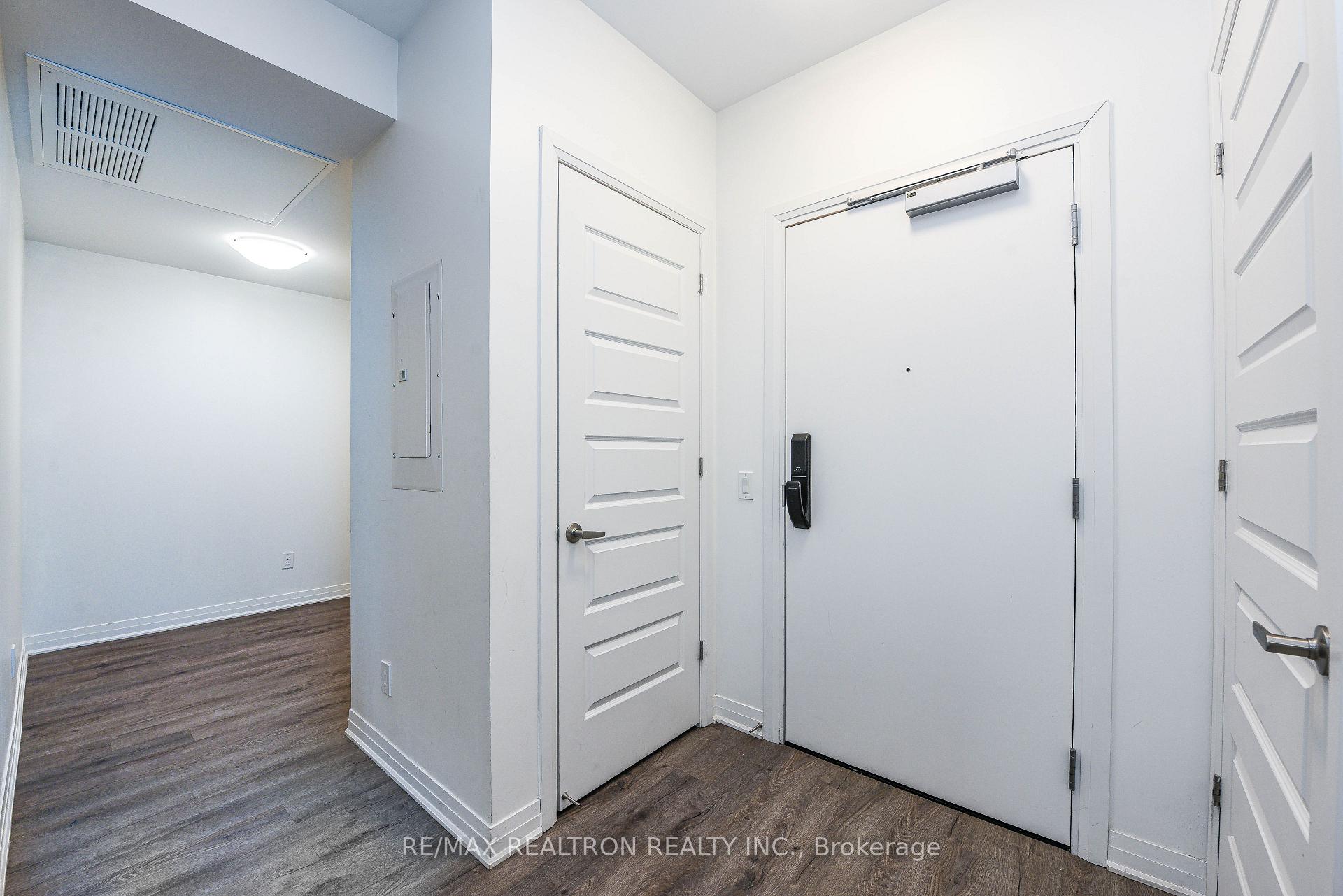 Photo 22 of Unit 111, 95 Dundas Street W, Oakville, Glenorchy — HOMEH