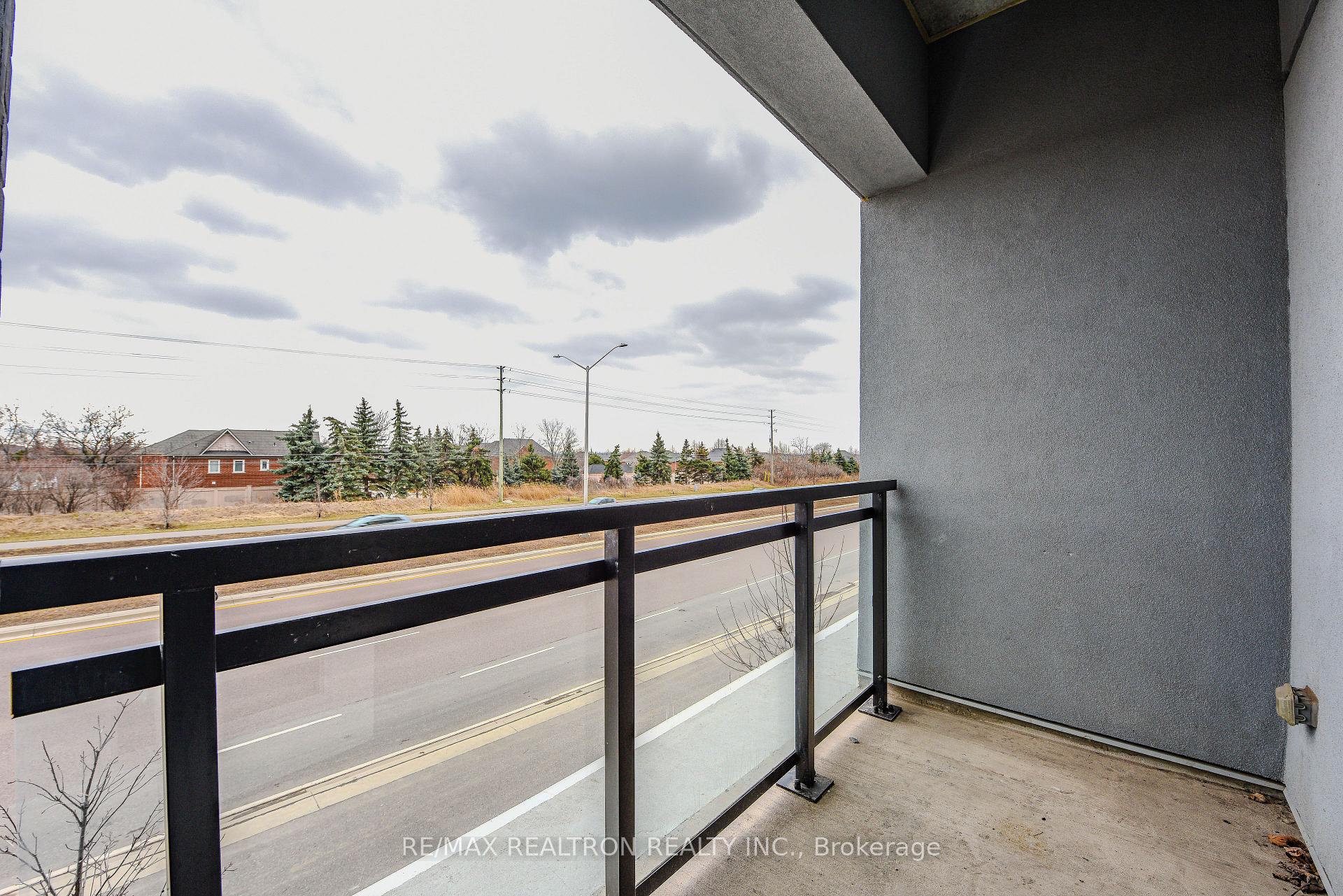 Photo 45 of Unit 111, 95 Dundas Street W, Oakville, Glenorchy — HOMEH