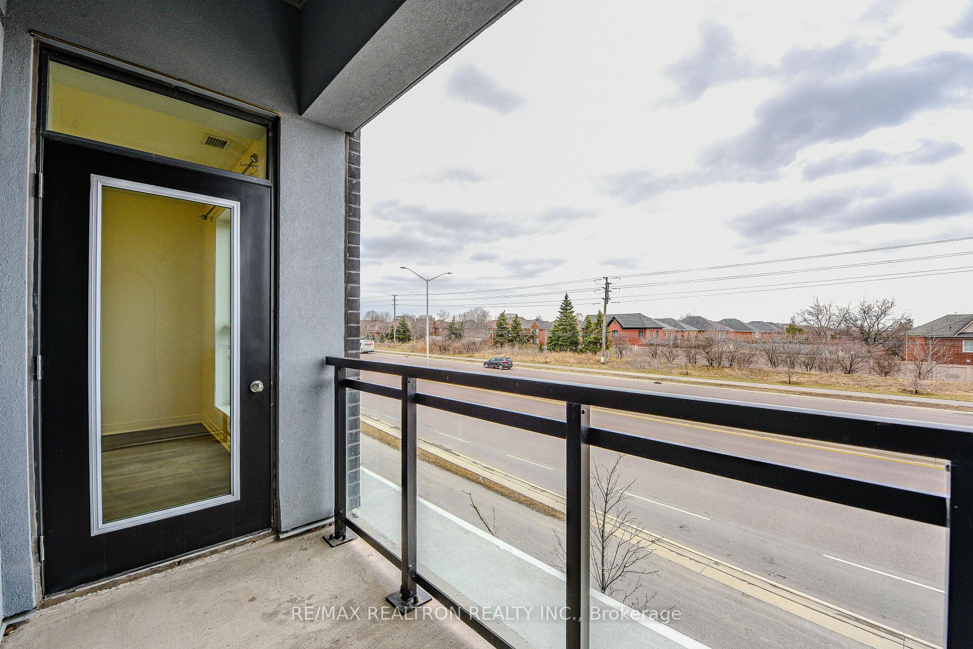 Photo 46 of Unit 111, 95 Dundas Street W, Oakville, Glenorchy — HOMEH