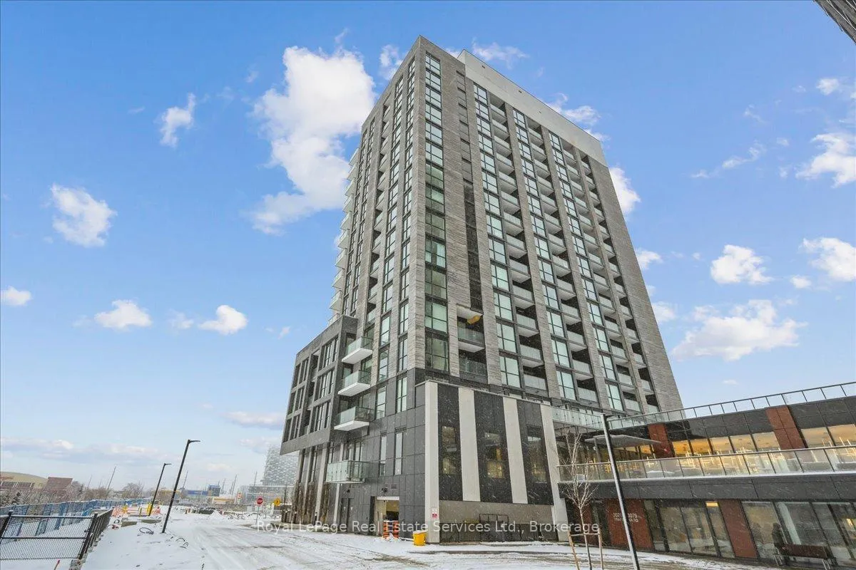 Front of Unit 910B, 3071 Trafalgar Road