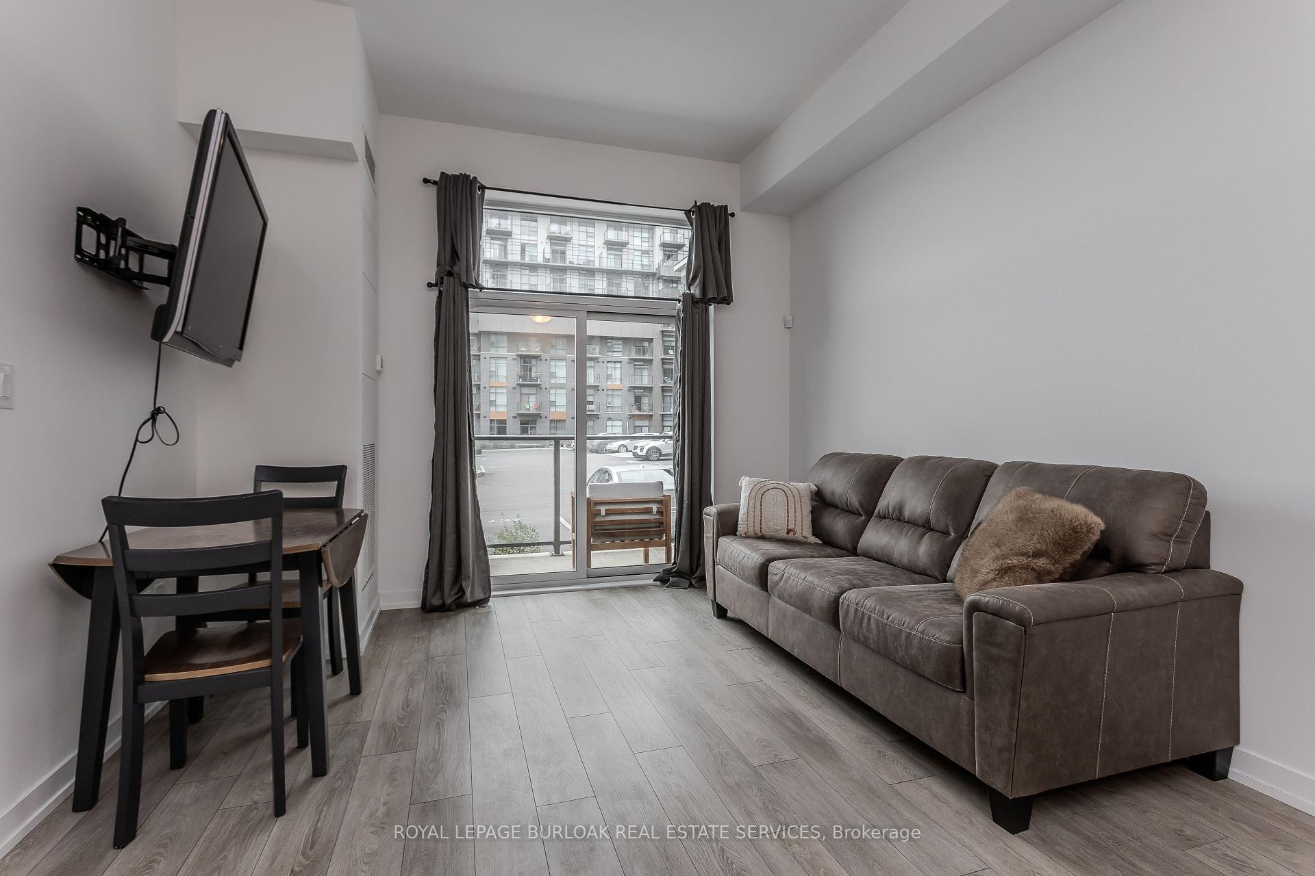 Photo 12 of Unit 114, 470 Dundas Street, Hamilton, Waterdown — HOMEH
