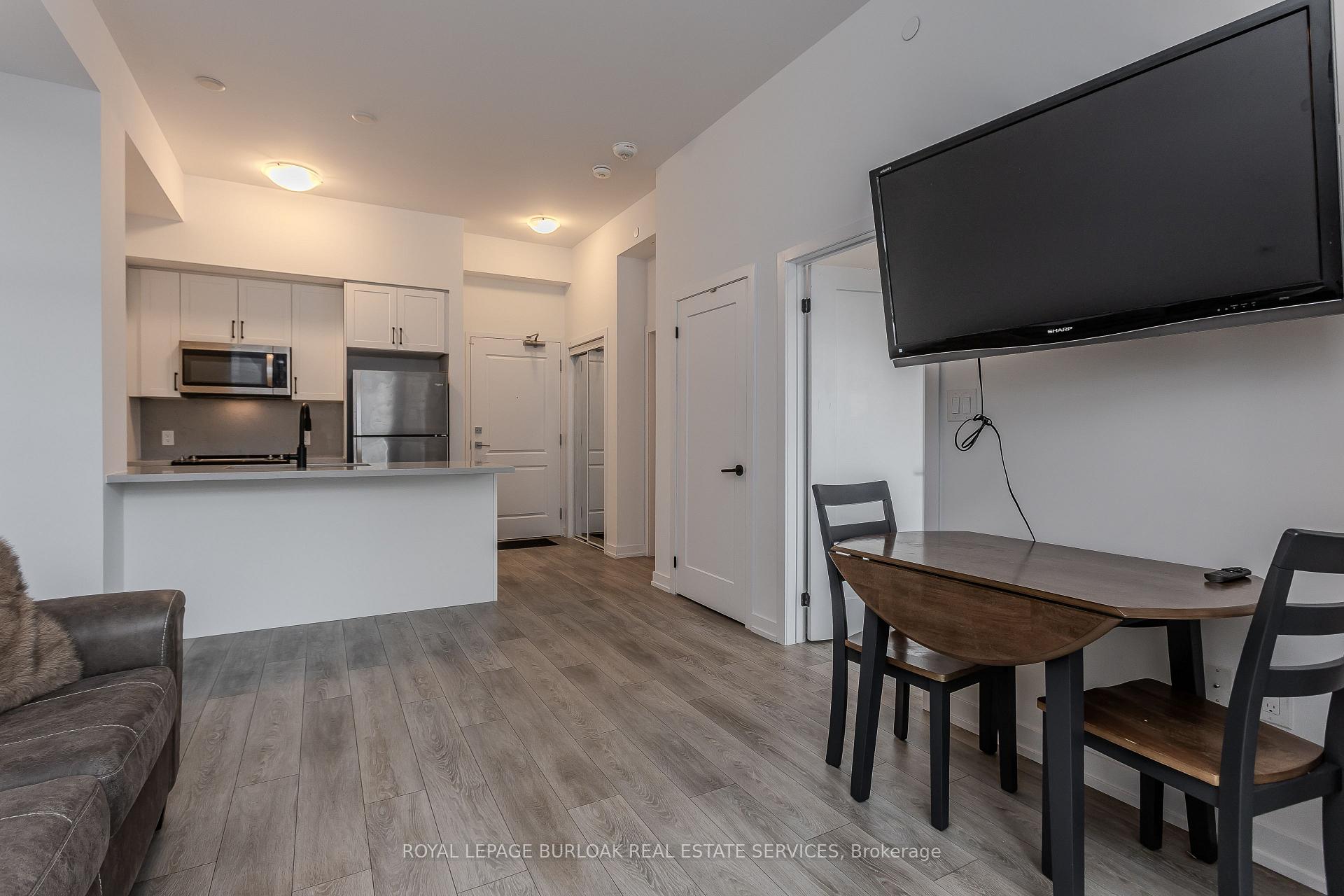 Photo 15 of Unit 114, 470 Dundas Street, Hamilton, Waterdown — HOMEH