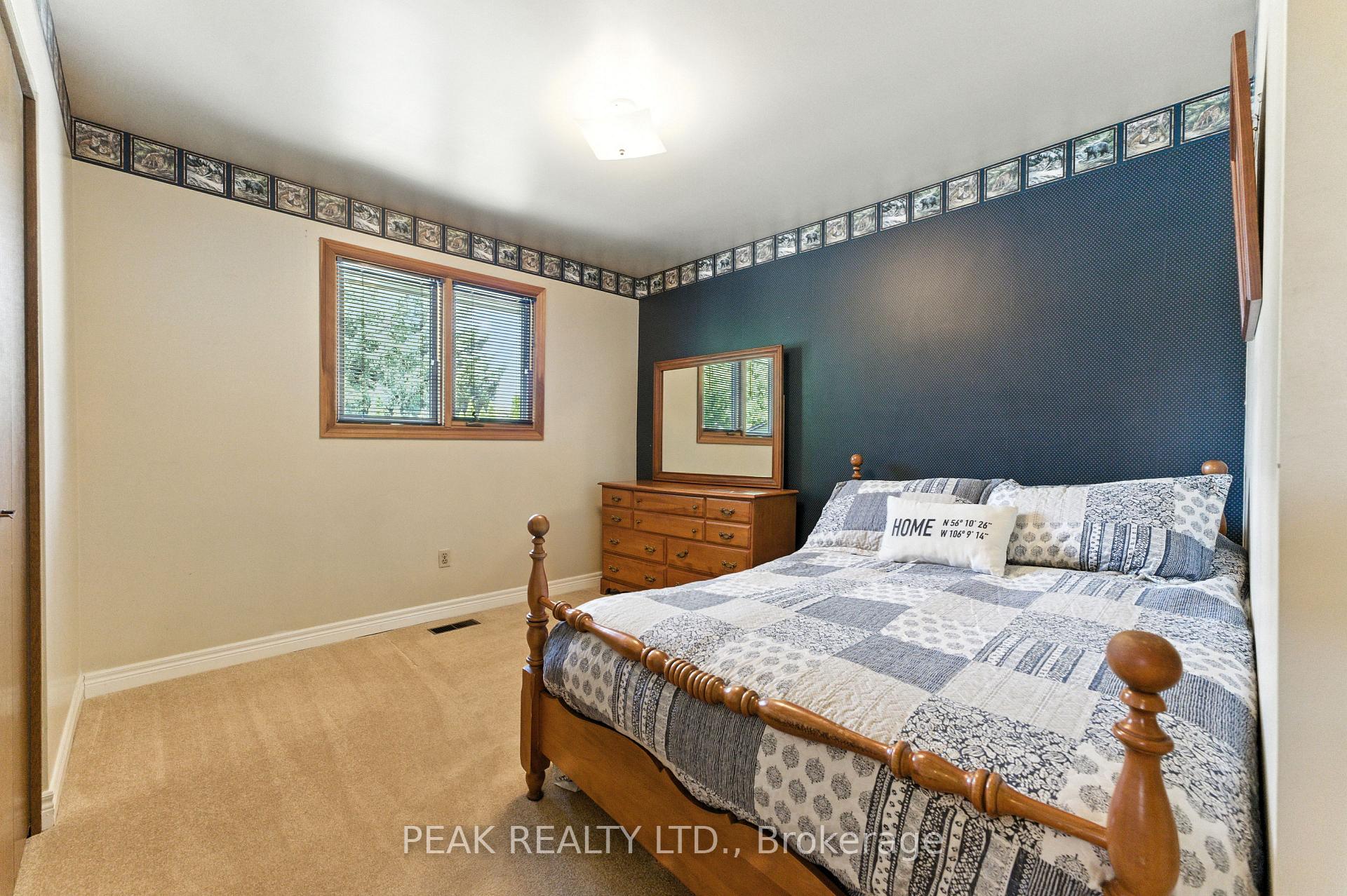 Photo 13 of 7 Palm Crescent, Brantford — HOMEH