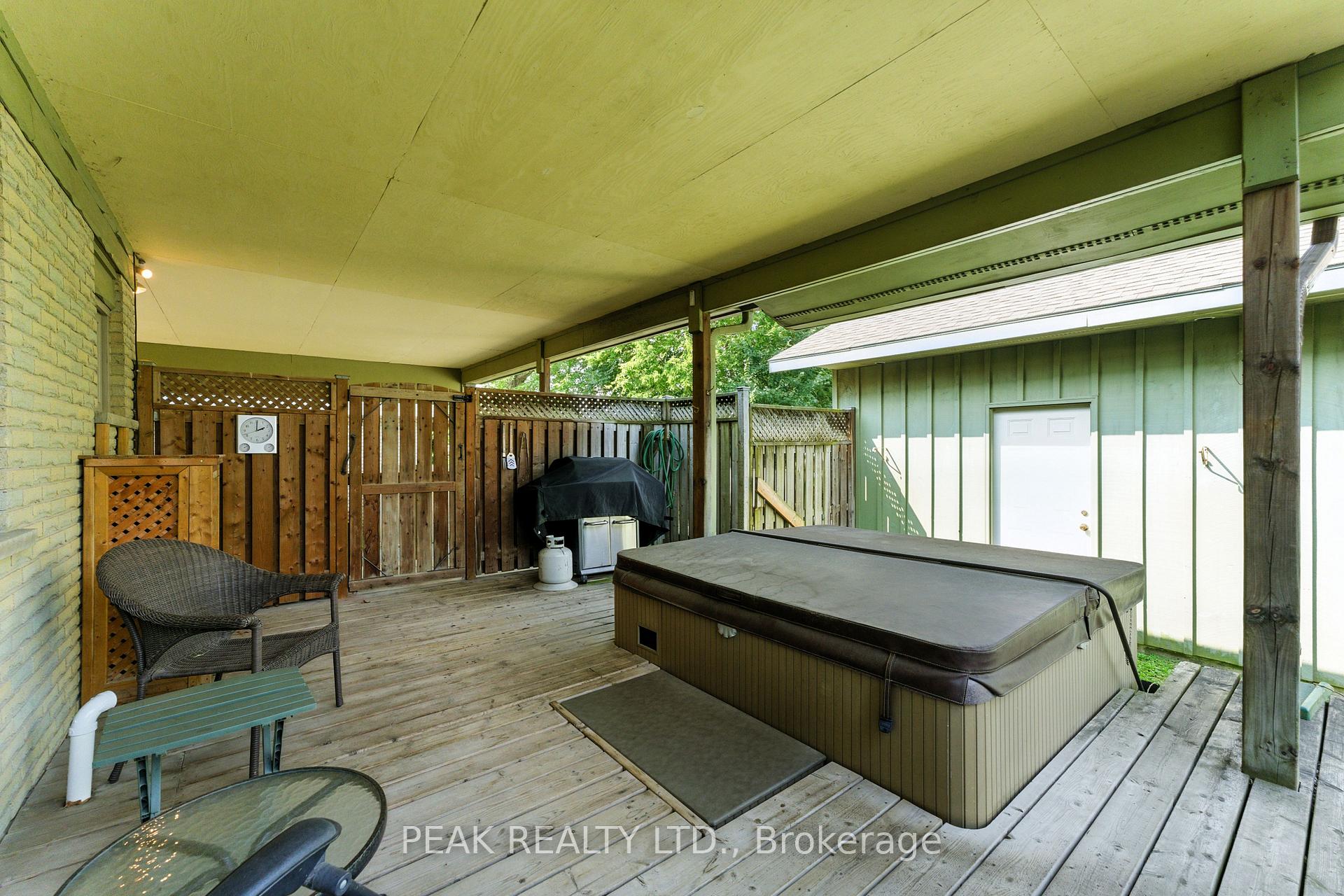 Photo 26 of 7 Palm Crescent, Brantford — HOMEH