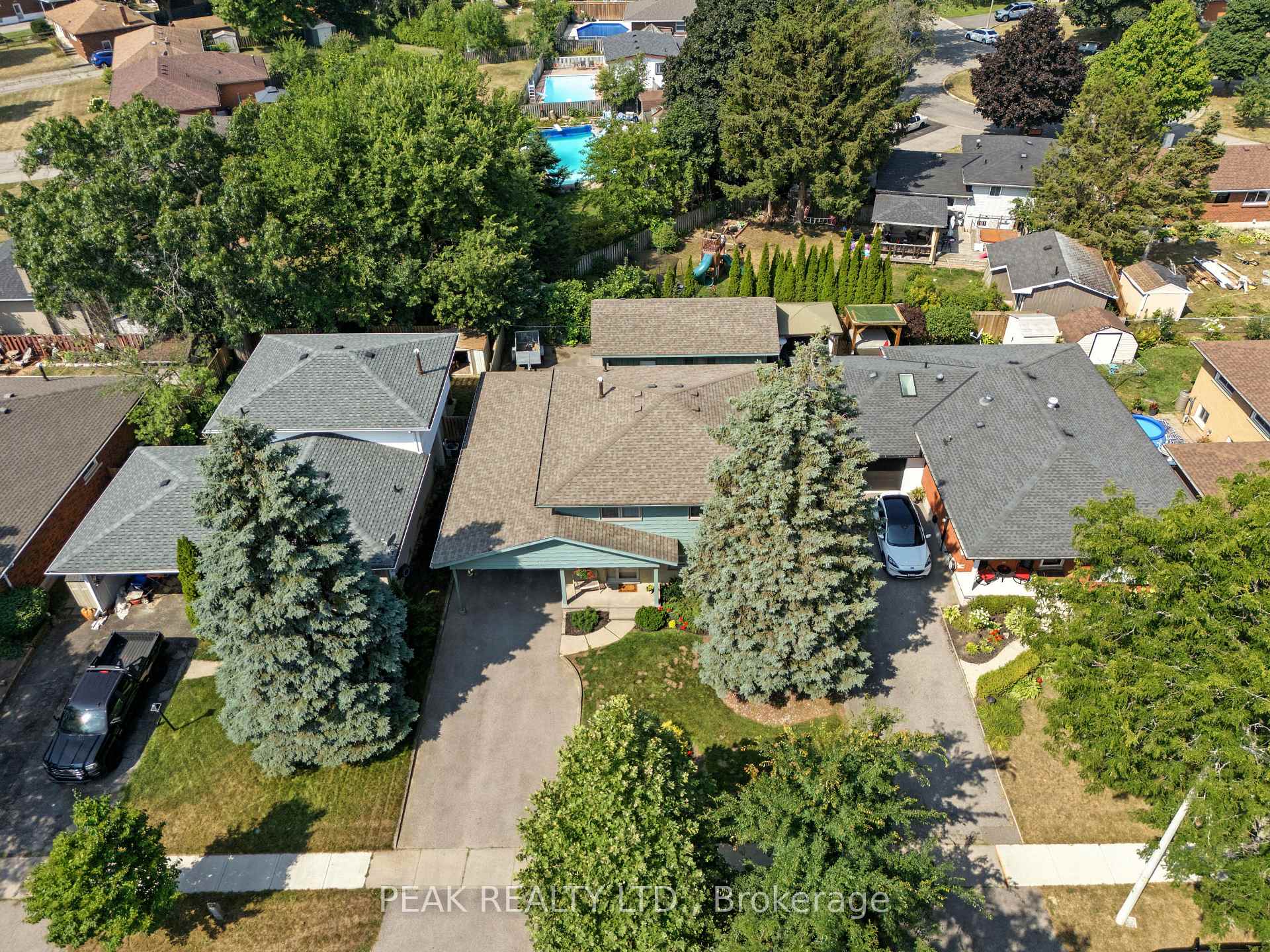 Photo 36 of 7 Palm Crescent, Brantford — HOMEH