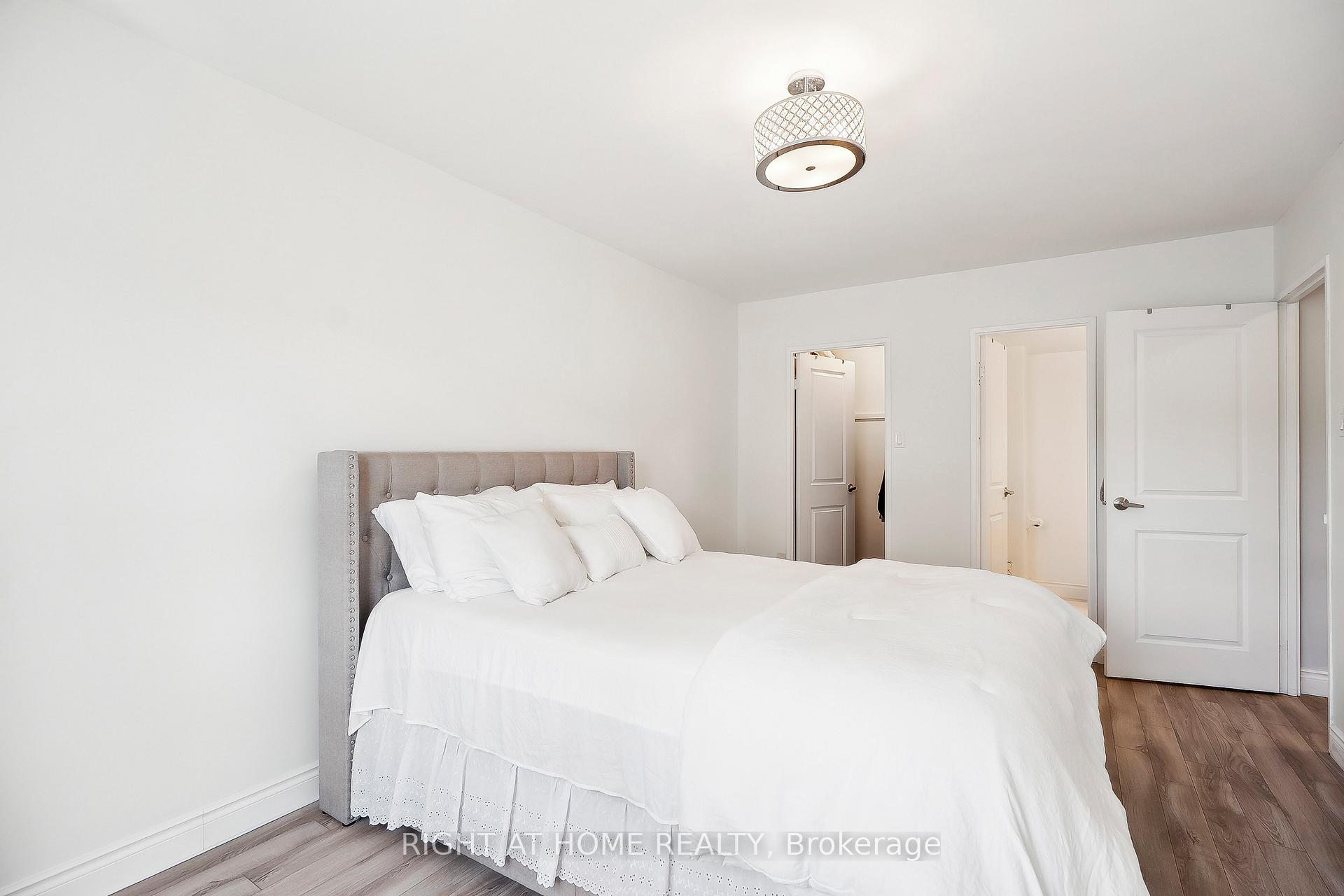 Photo 16 of Unit 1004, 1968 Main Street W, Hamilton, Ainslie Wood — HOMEH