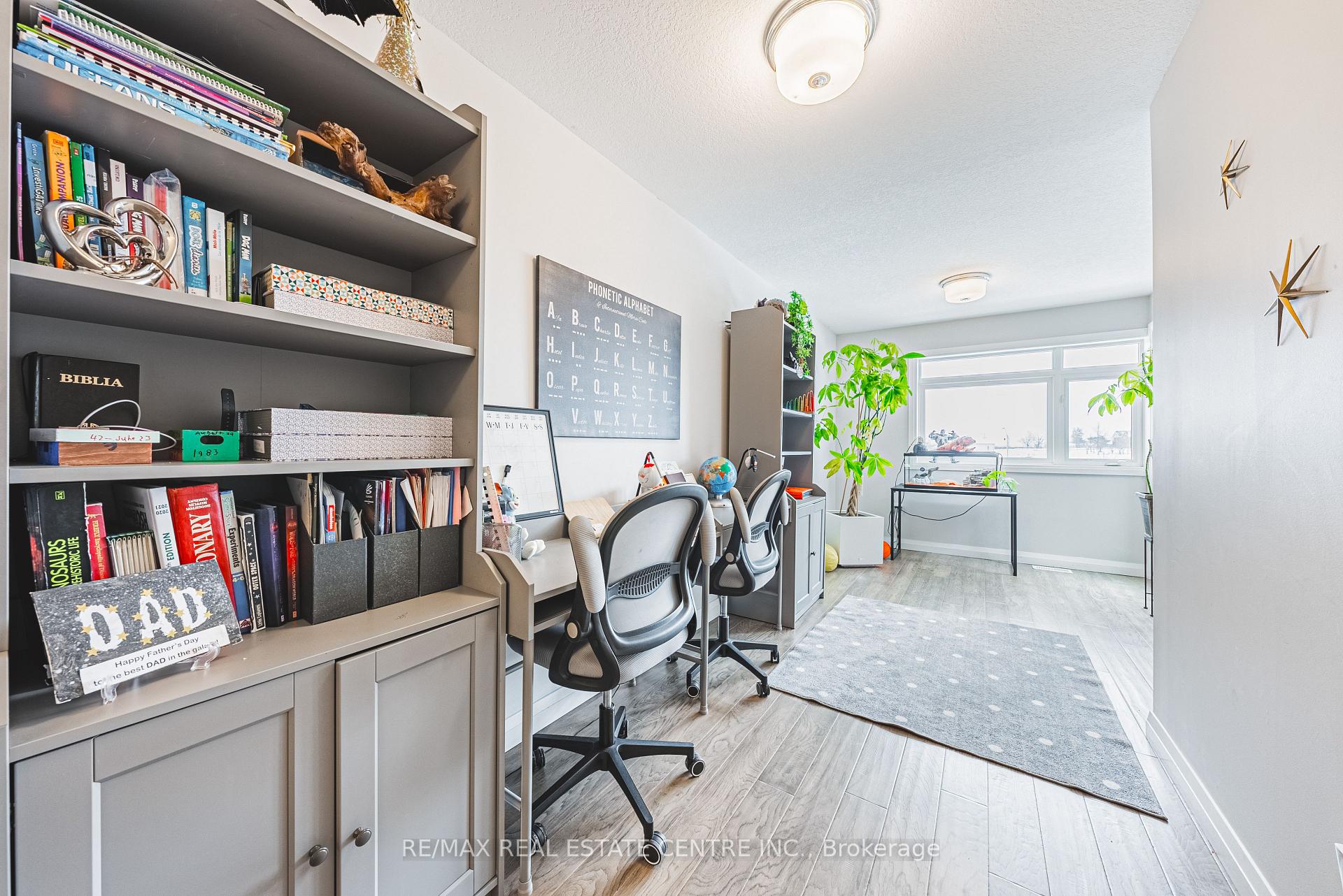 Photo 18 of Unit 26, 35 Midhurst Heights, Hamilton, Stoney Creek Mountain — HOMEH