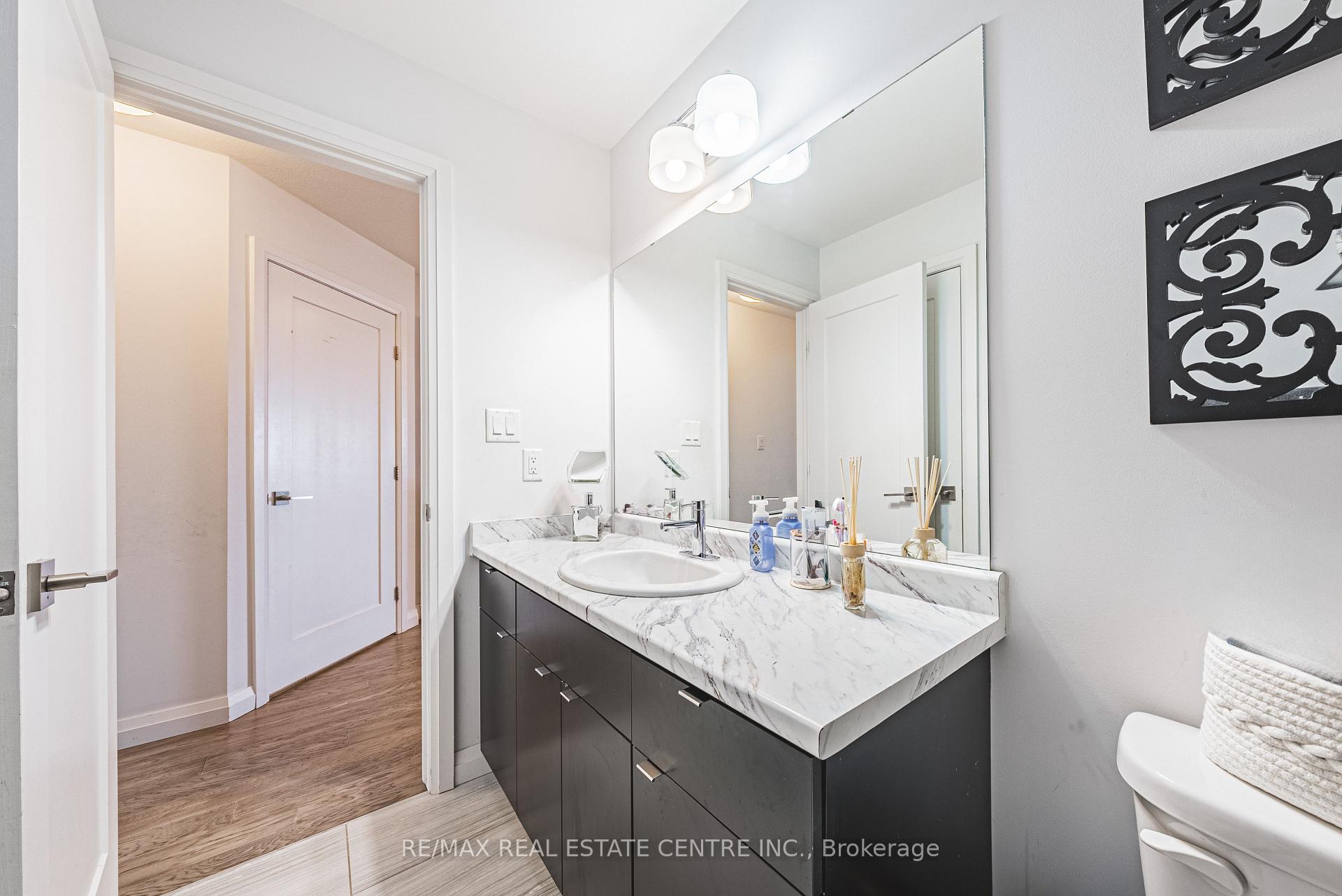 Photo 24 of Unit 26, 35 Midhurst Heights, Hamilton, Stoney Creek Mountain — HOMEH