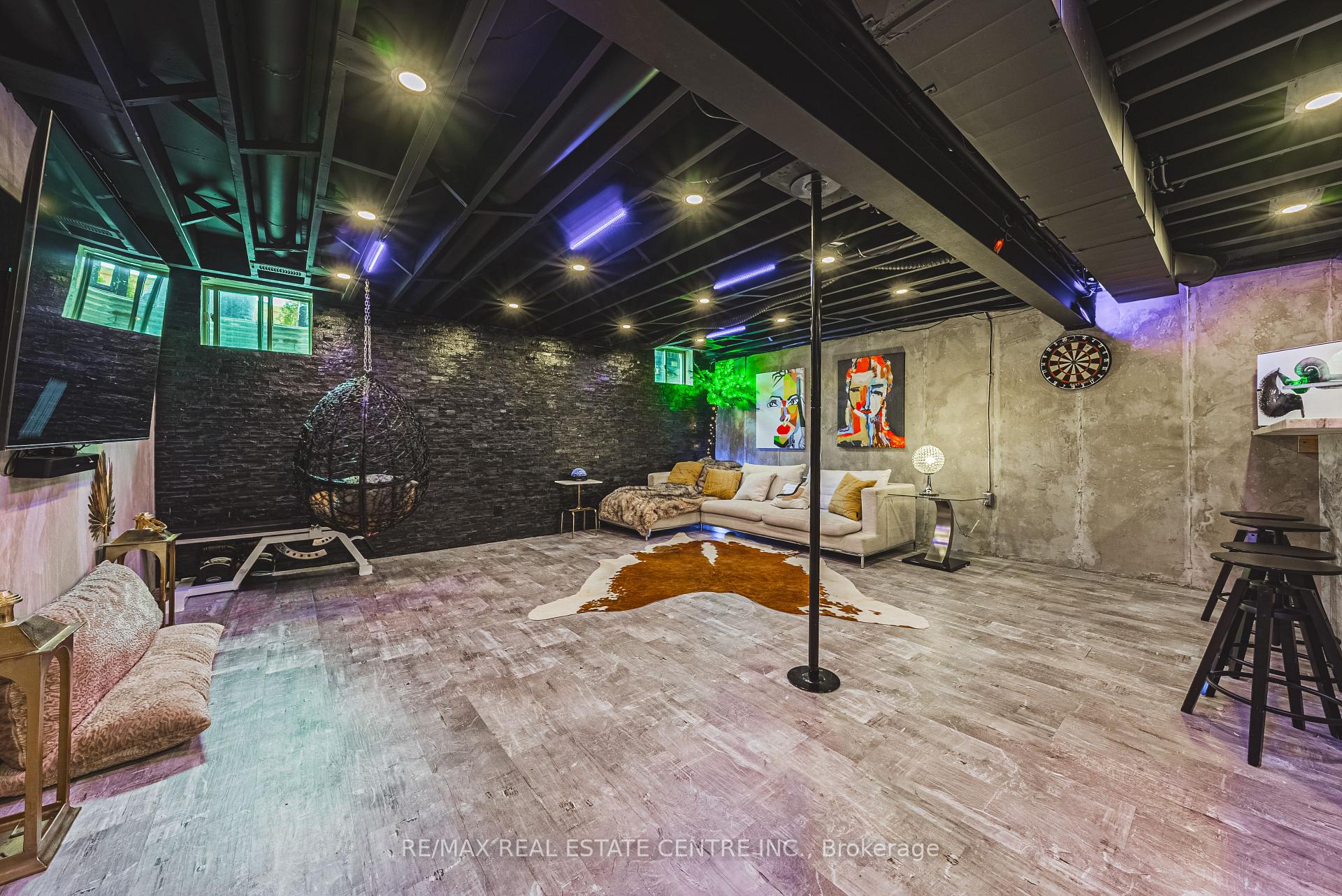 Photo 27 of Unit 26, 35 Midhurst Heights, Hamilton, Stoney Creek Mountain — HOMEH