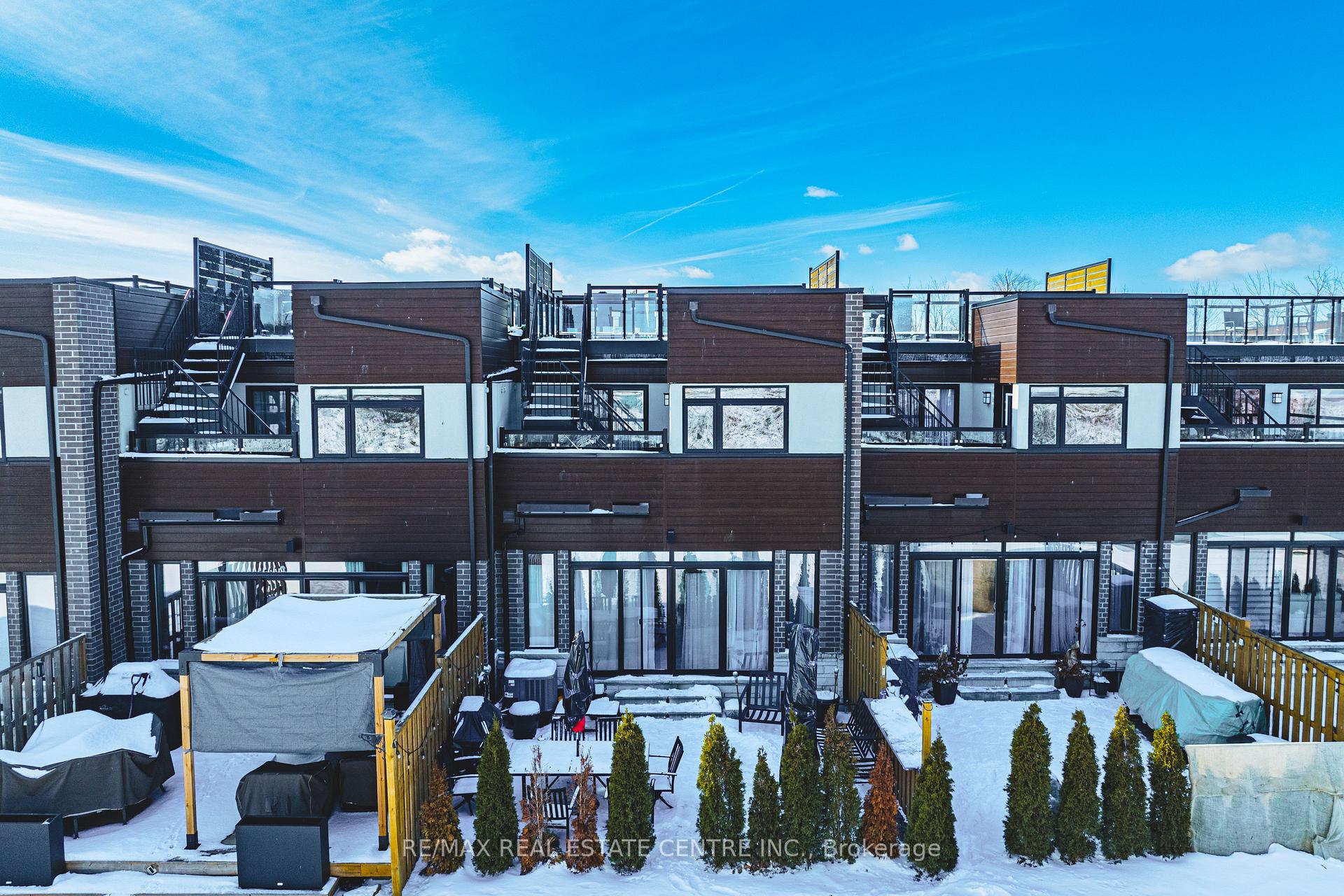Photo 33 of Unit 26, 35 Midhurst Heights, Hamilton, Stoney Creek Mountain — HOMEH
