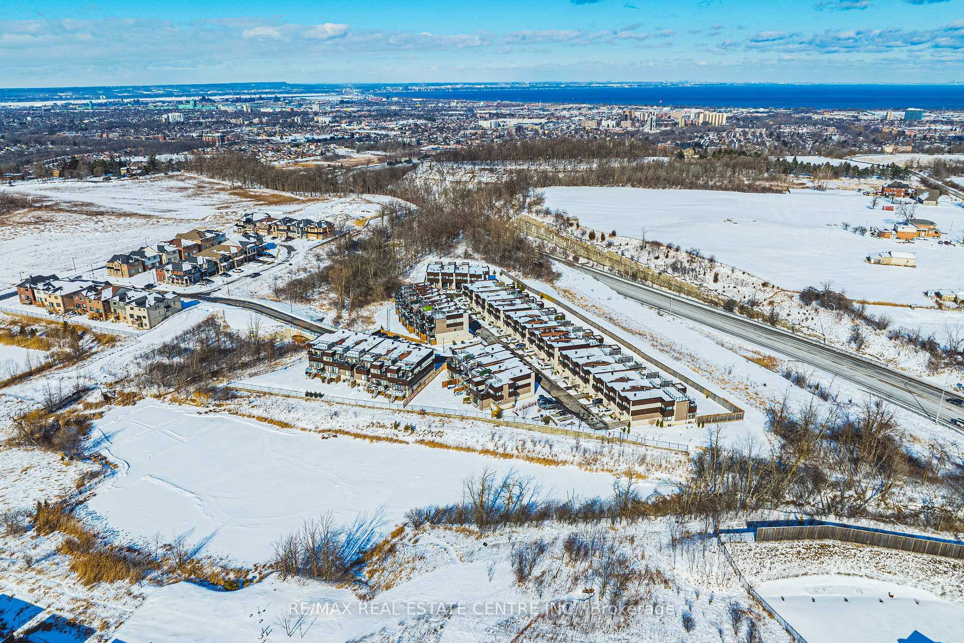Photo 35 of Unit 26, 35 Midhurst Heights, Hamilton, Stoney Creek Mountain — HOMEH
