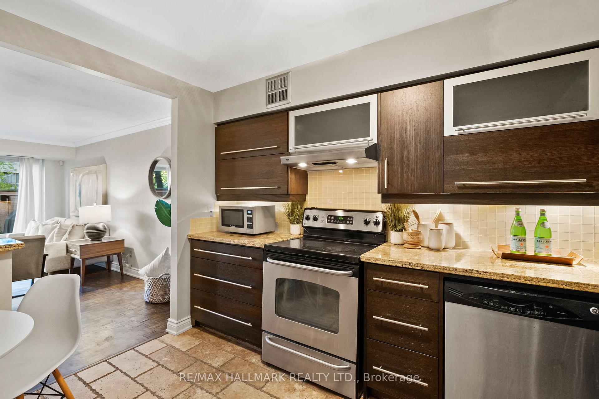 Photo 16 of Unit TH 15, 260 Heath Street, Toronto, Forest Hill South — HOMEH