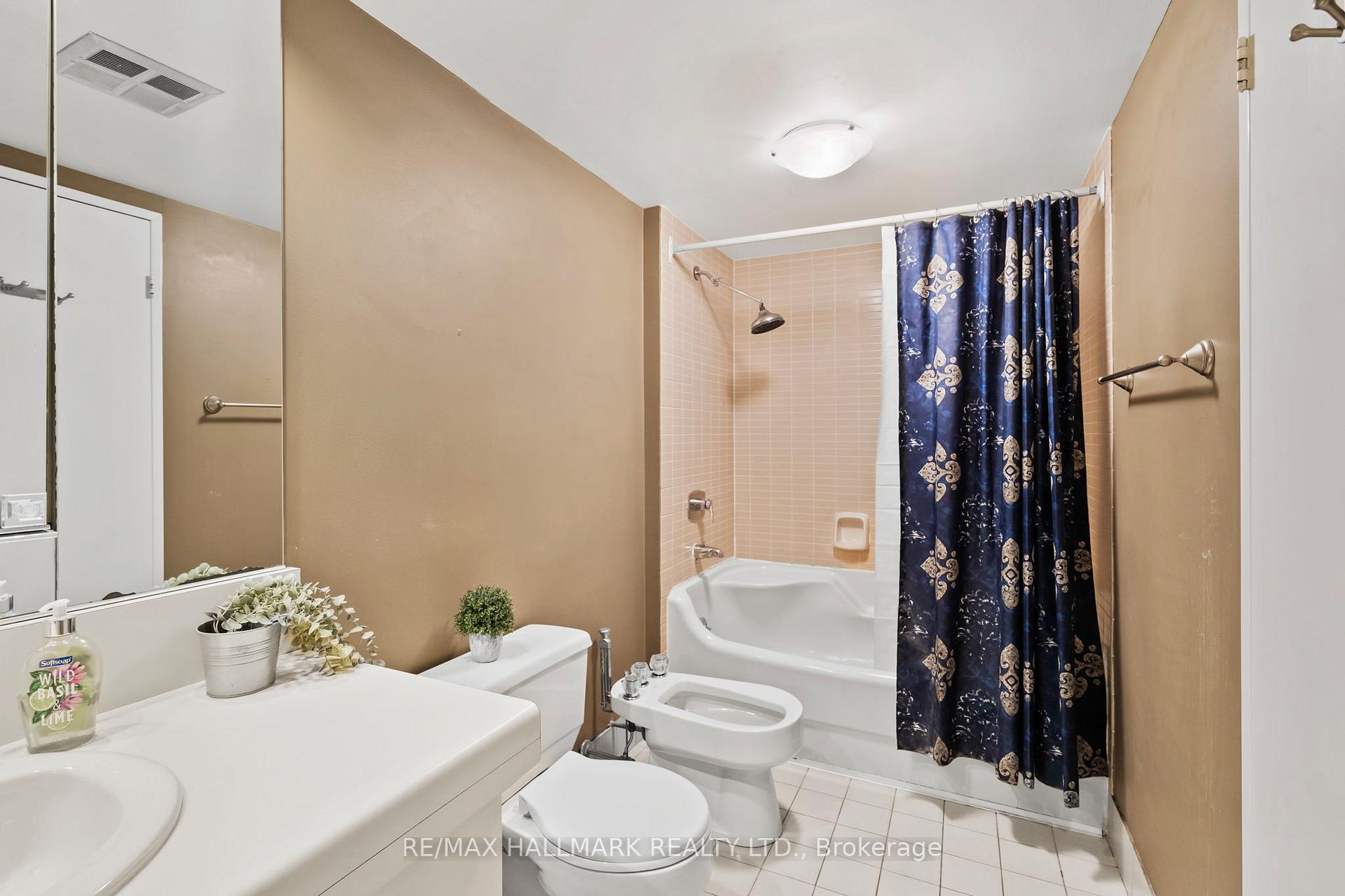 Photo 34 of Unit TH 15, 260 Heath Street, Toronto, Forest Hill South — HOMEH
