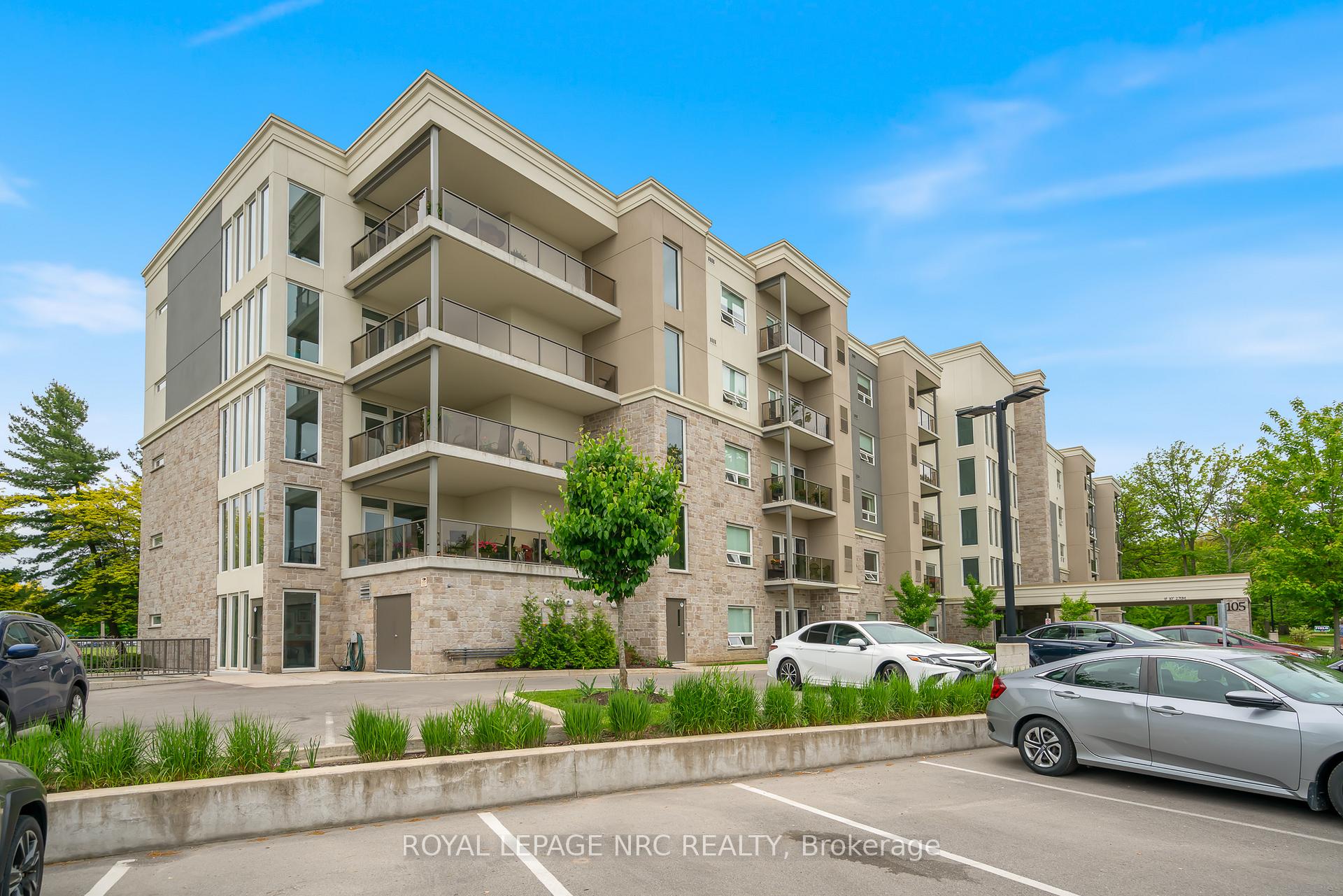 Photo 2 of Unit 401, 105 Vansickle Road, St. Catharines, Rykert/Vansickle — HOMEH