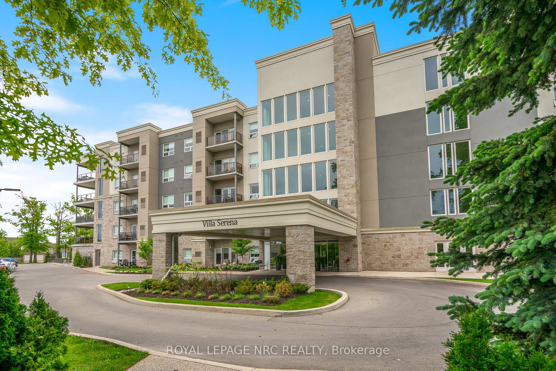Photo 5 of Unit 401, 105 Vansickle Road, St. Catharines, Rykert/Vansickle — HOMEH