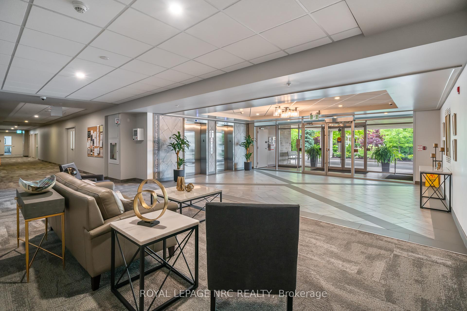Photo 7 of Unit 401, 105 Vansickle Road, St. Catharines, Rykert/Vansickle — HOMEH