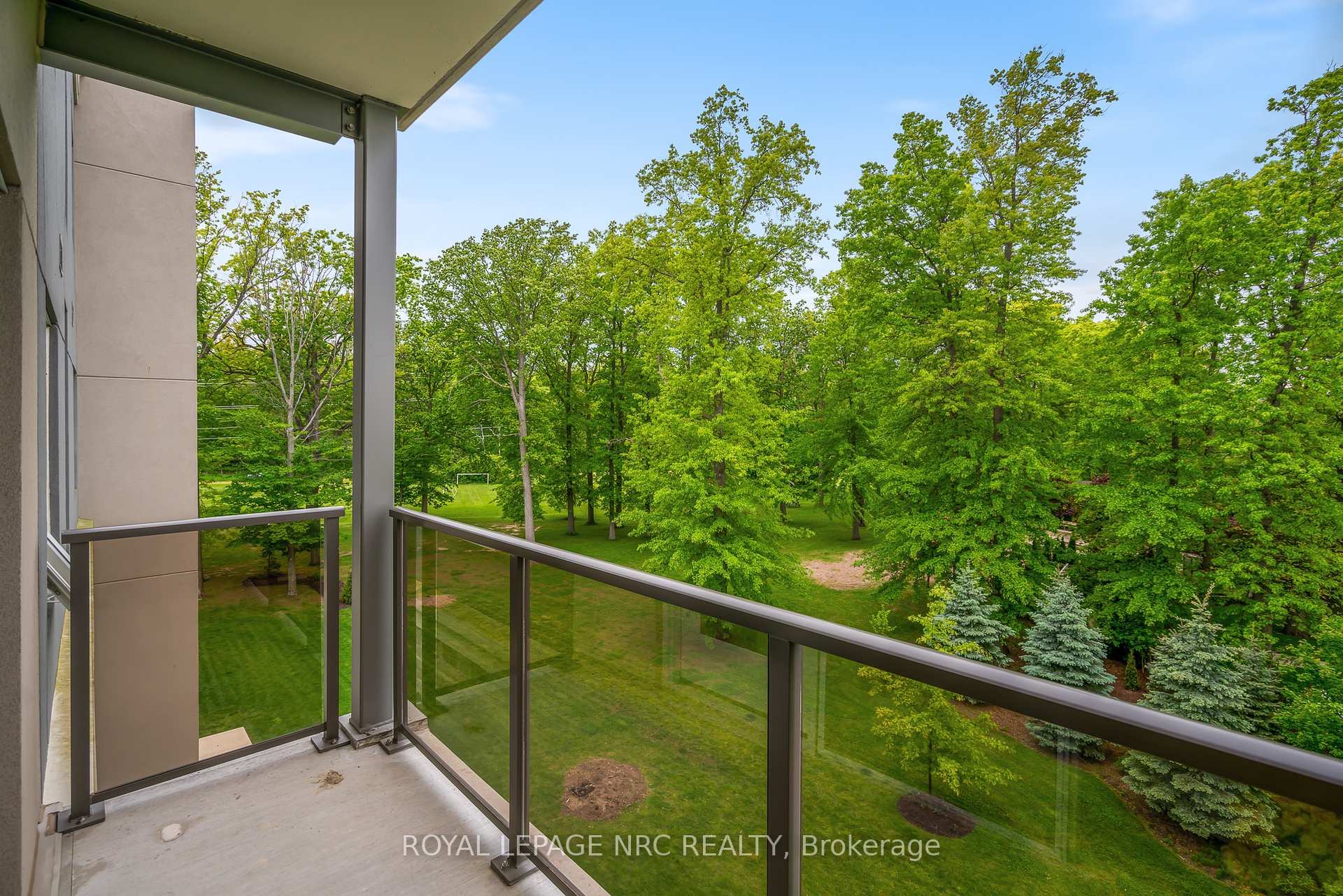 Photo 13 of Unit 401, 105 Vansickle Road, St. Catharines, Rykert/Vansickle — HOMEH
