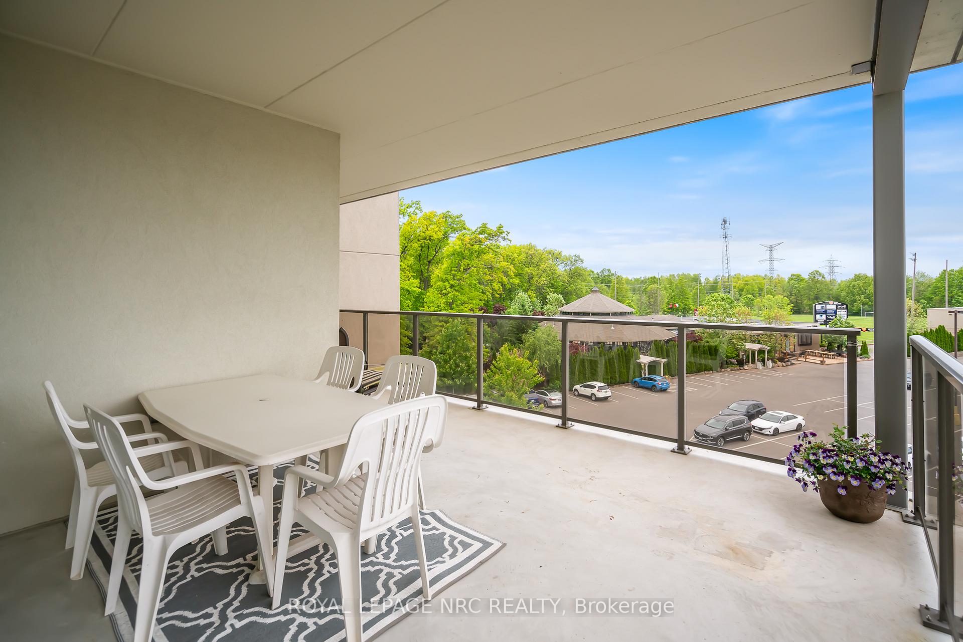 Photo 30 of Unit 401, 105 Vansickle Road, St. Catharines, Rykert/Vansickle — HOMEH