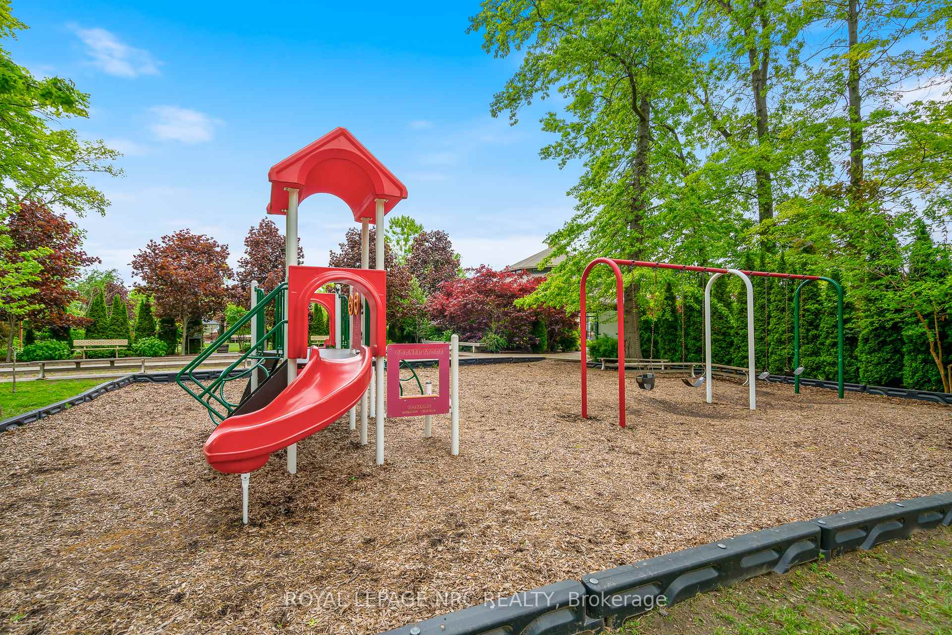 Photo 33 of Unit 401, 105 Vansickle Road, St. Catharines, Rykert/Vansickle — HOMEH