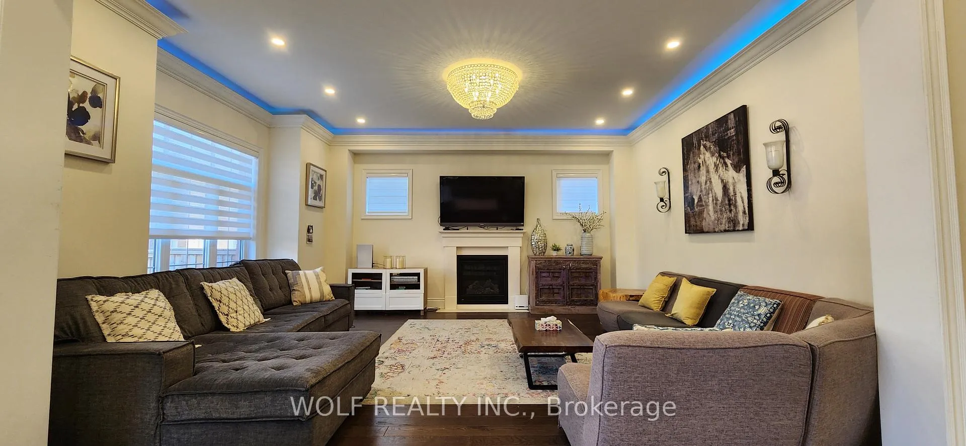 Photo 2 of 16 Rolling Acres Drive, Brampton, Northwest Brampton — HOMEH