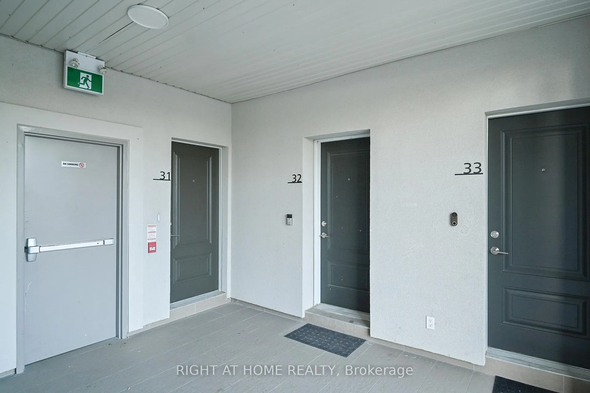 Photo 6 of Unit 32, 81 Armdale Road, Mississauga, Hurontario — HOMEH