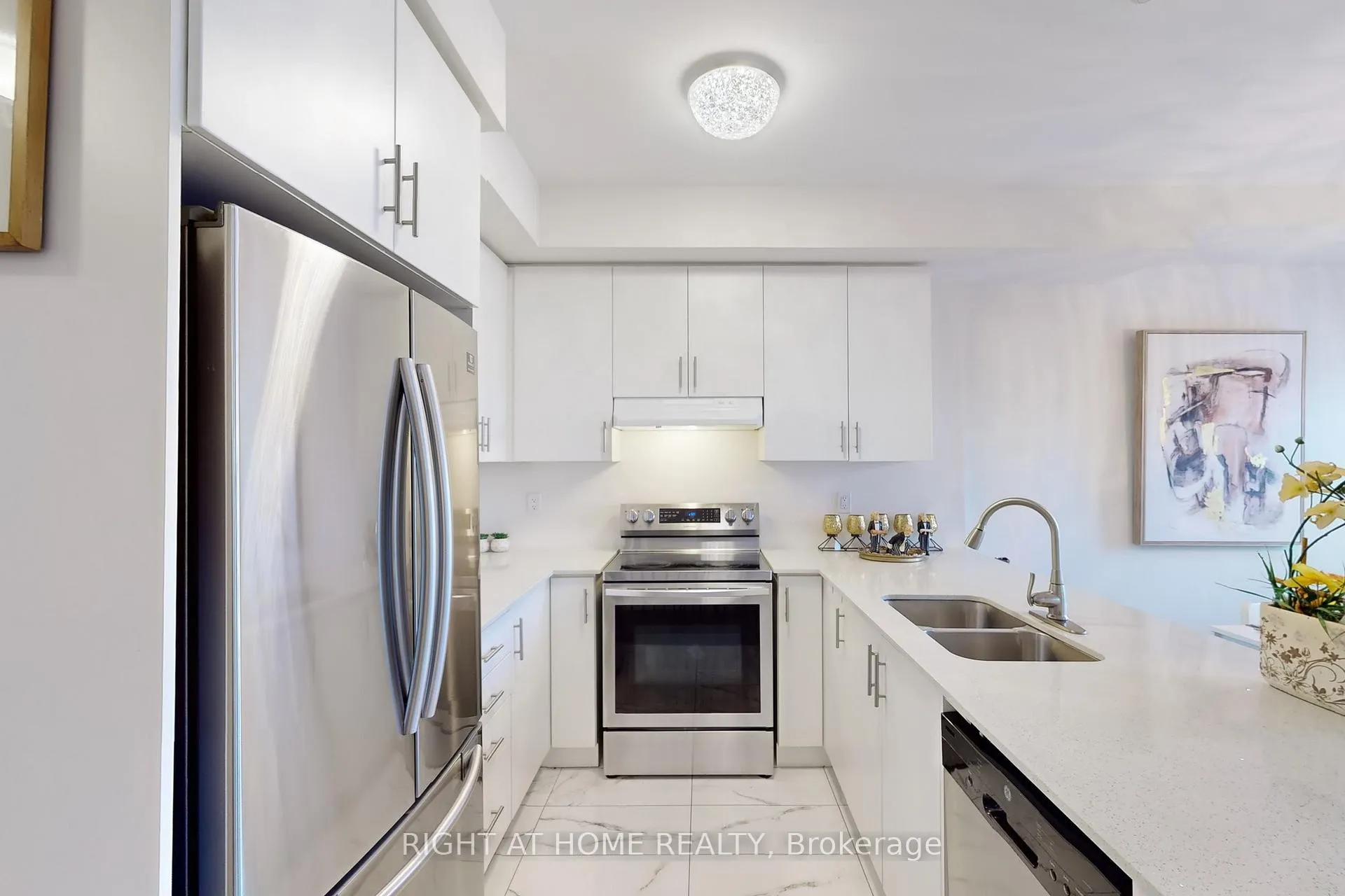 Photo 17 of Unit 32, 81 Armdale Road, Mississauga, Hurontario — HOMEH