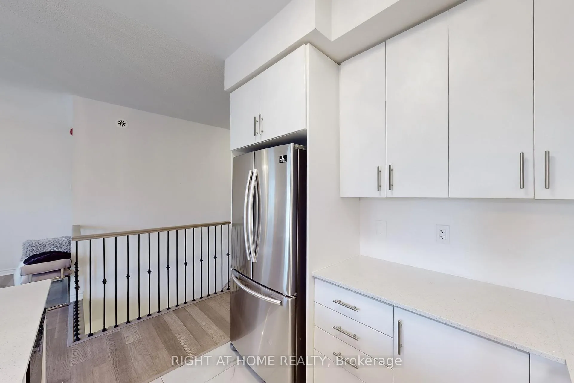 Photo 20 of Unit 32, 81 Armdale Road, Mississauga, Hurontario — HOMEH
