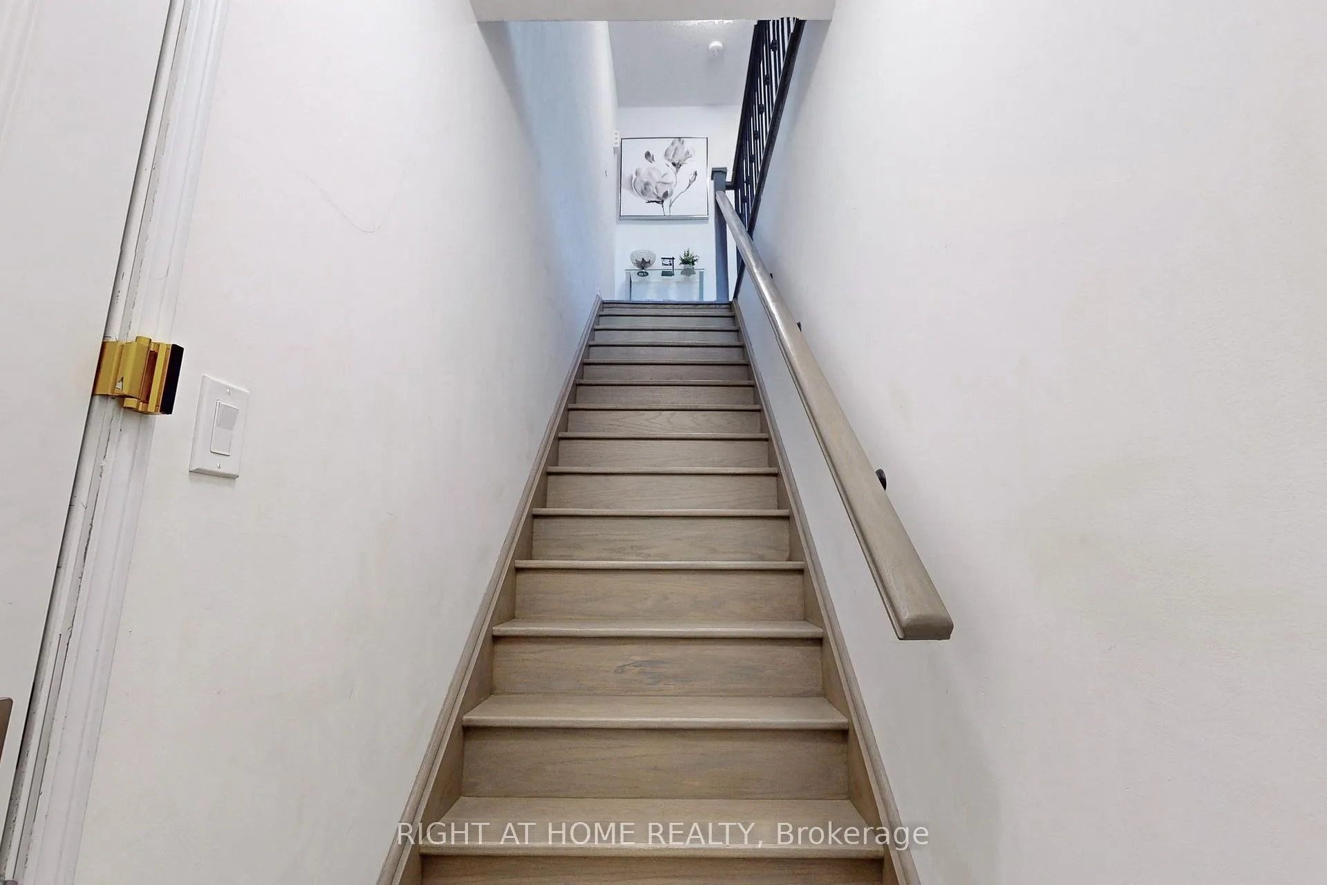 Photo 28 of Unit 32, 81 Armdale Road, Mississauga, Hurontario — HOMEH