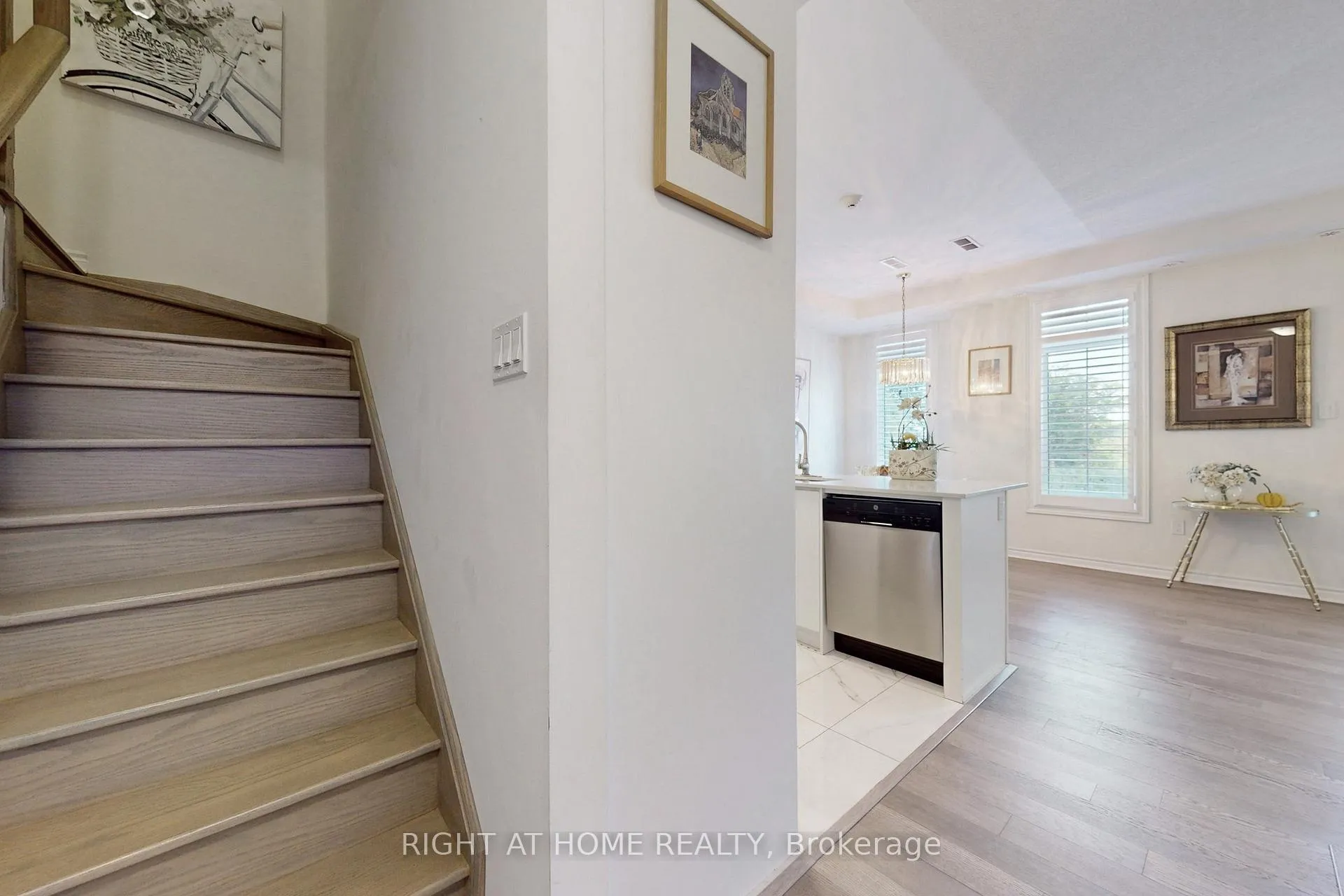 Photo 29 of Unit 32, 81 Armdale Road, Mississauga, Hurontario — HOMEH