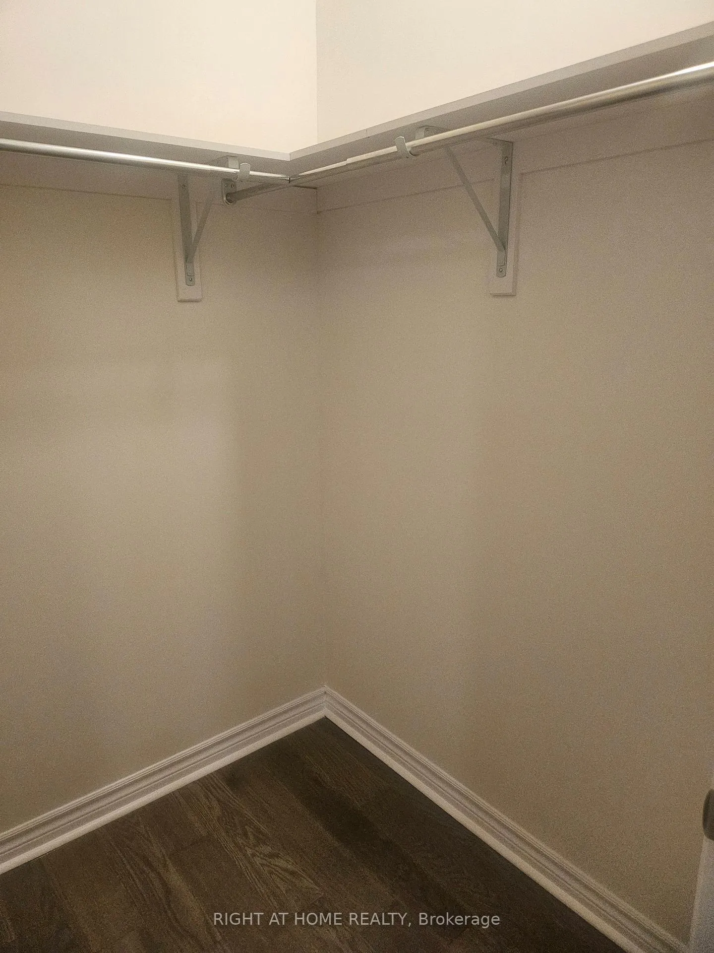 Photo 37 of Unit 32, 81 Armdale Road, Mississauga, Hurontario — HOMEH