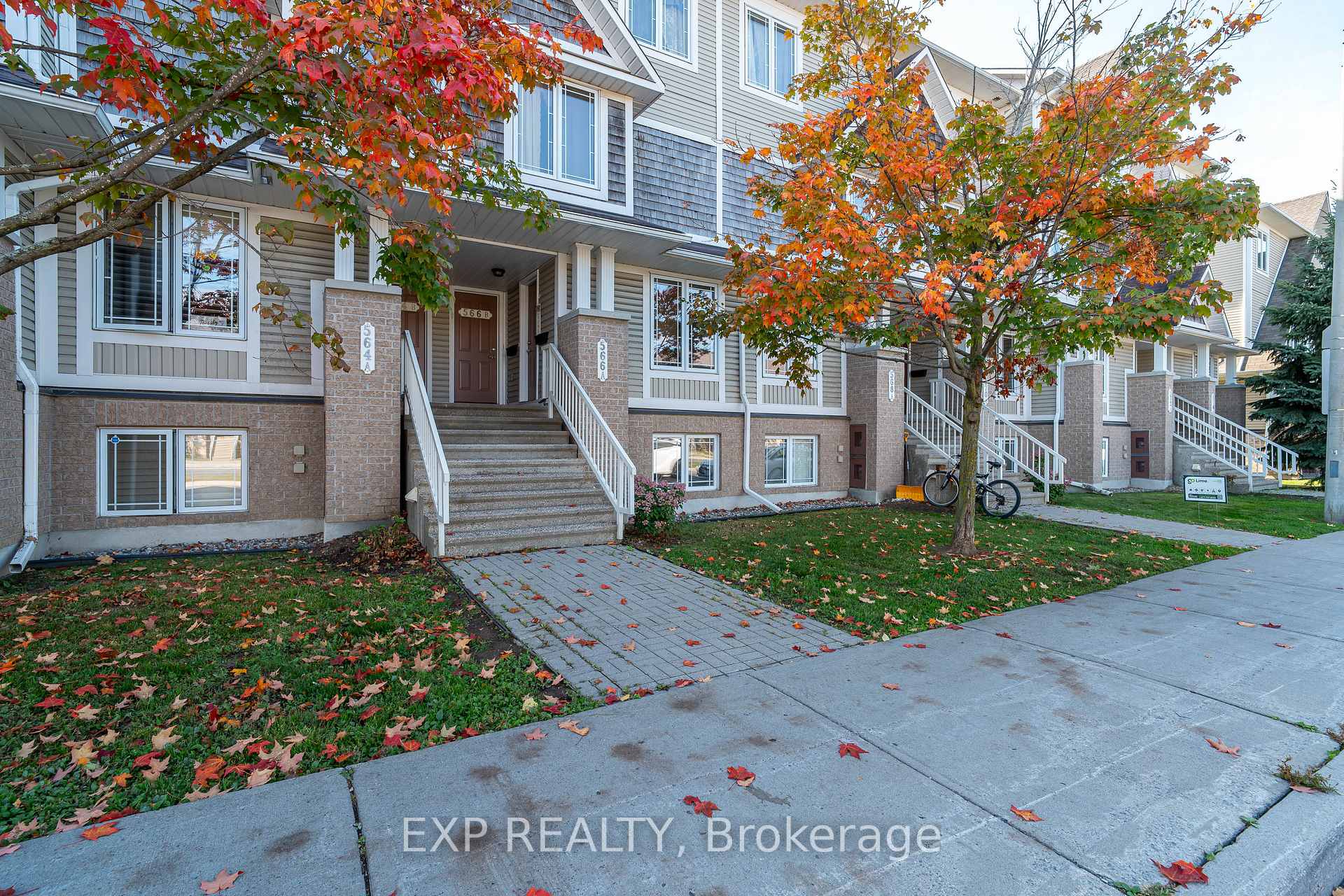 Photo 2 of Unit A, 566 Chapman Mills Drive, Ottawa, Barrhaven - Strandherd — HOMEH