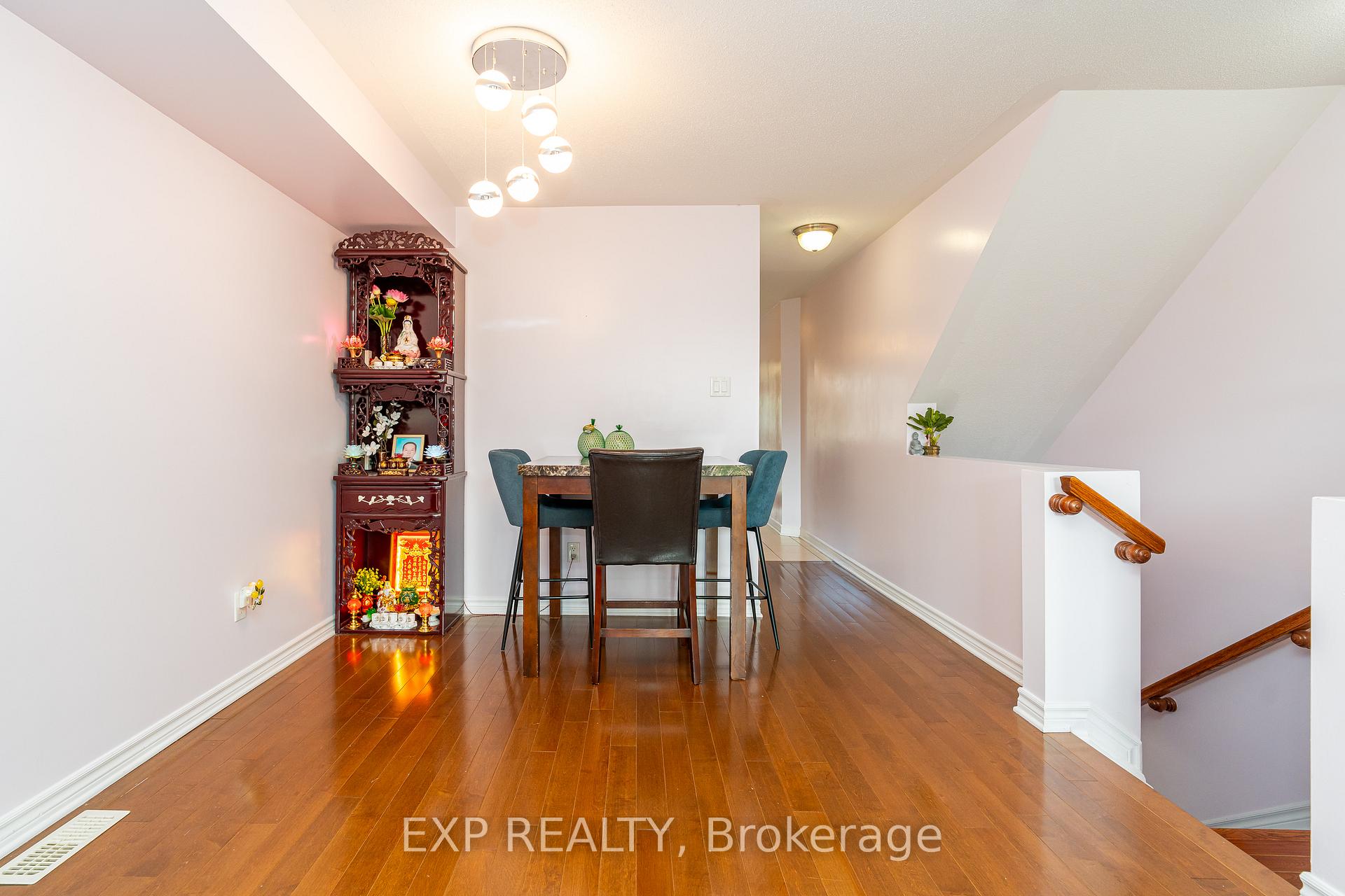 Photo 11 of Unit A, 566 Chapman Mills Drive, Ottawa, Barrhaven - Strandherd — HOMEH