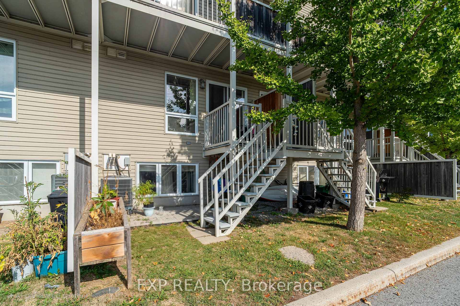 Photo 28 of Unit A, 566 Chapman Mills Drive, Ottawa, Barrhaven - Strandherd — HOMEH