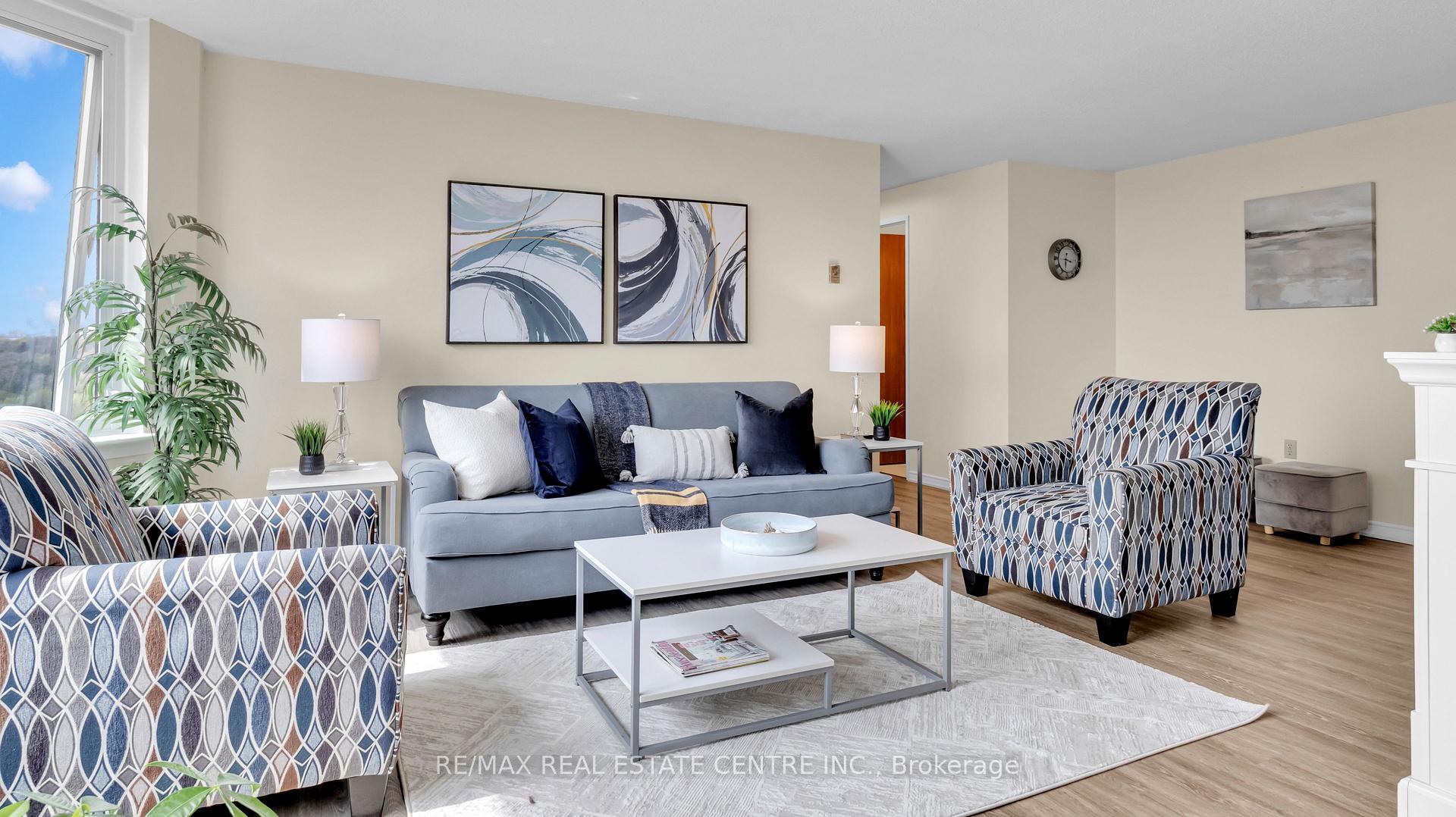 Photo 13 of Unit 1610, 35 Green Valley Drive, Kitchener, Pioneer Park — HOMEH