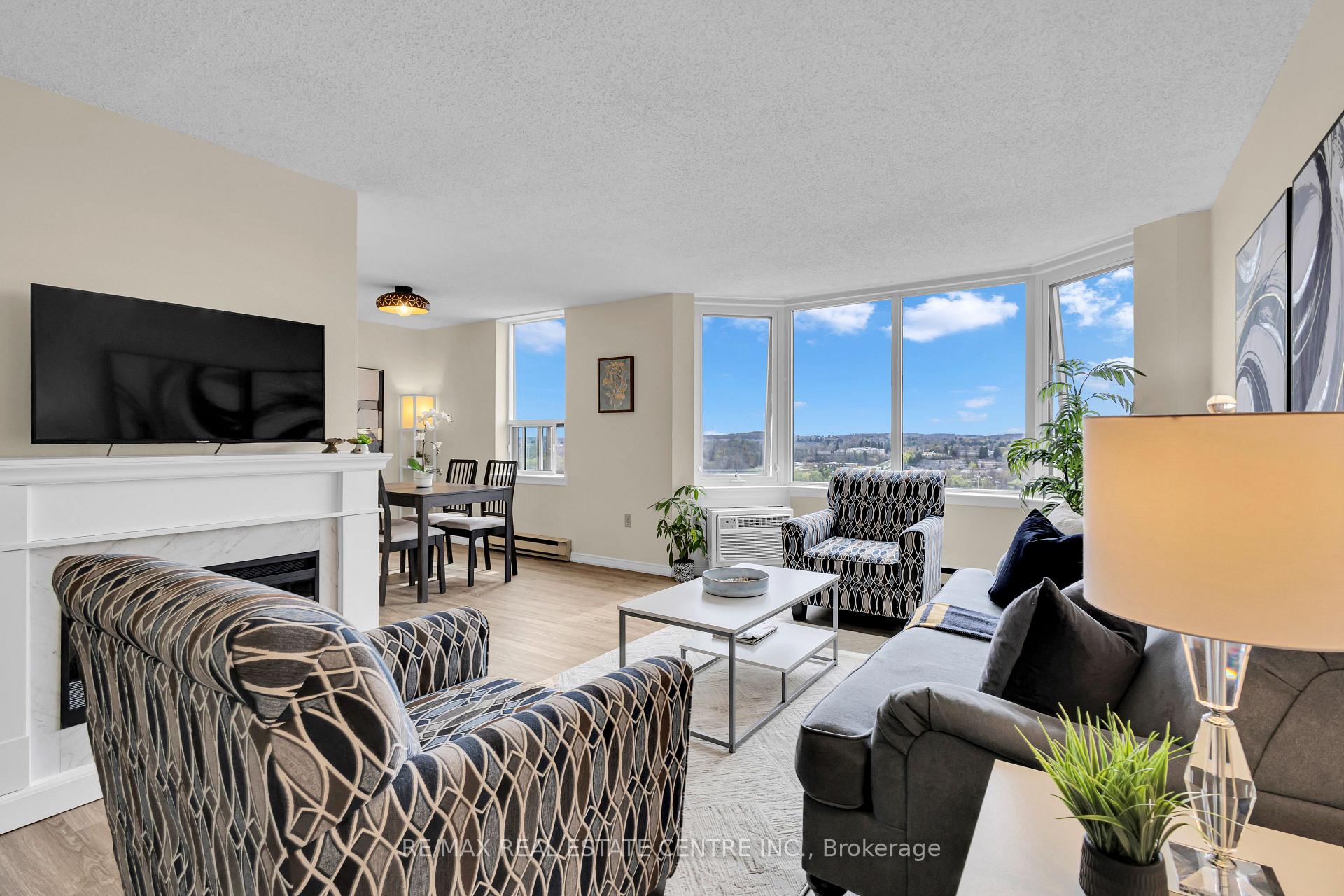 Photo 16 of Unit 1610, 35 Green Valley Drive, Kitchener, Pioneer Park — HOMEH