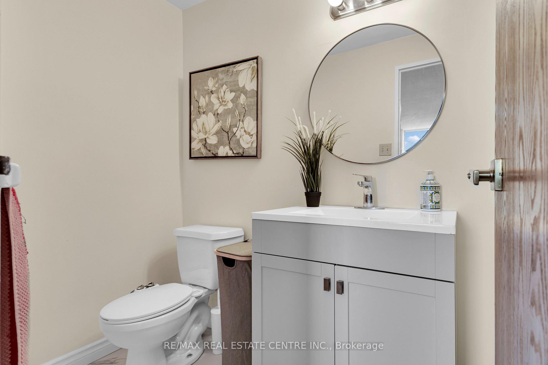 Photo 21 of Unit 1610, 35 Green Valley Drive, Kitchener, Pioneer Park — HOMEH