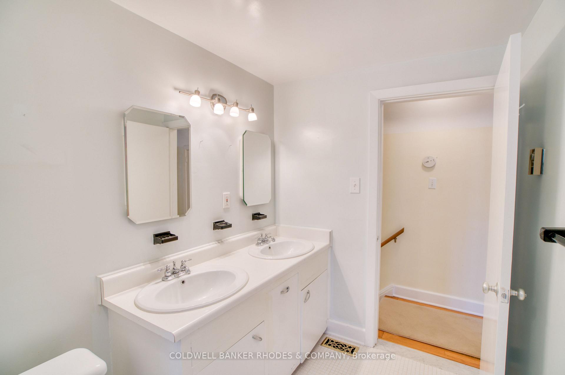 Photo 28 of 7 Madawaska Drive, Ottawa, Dows Lake — HOMEH