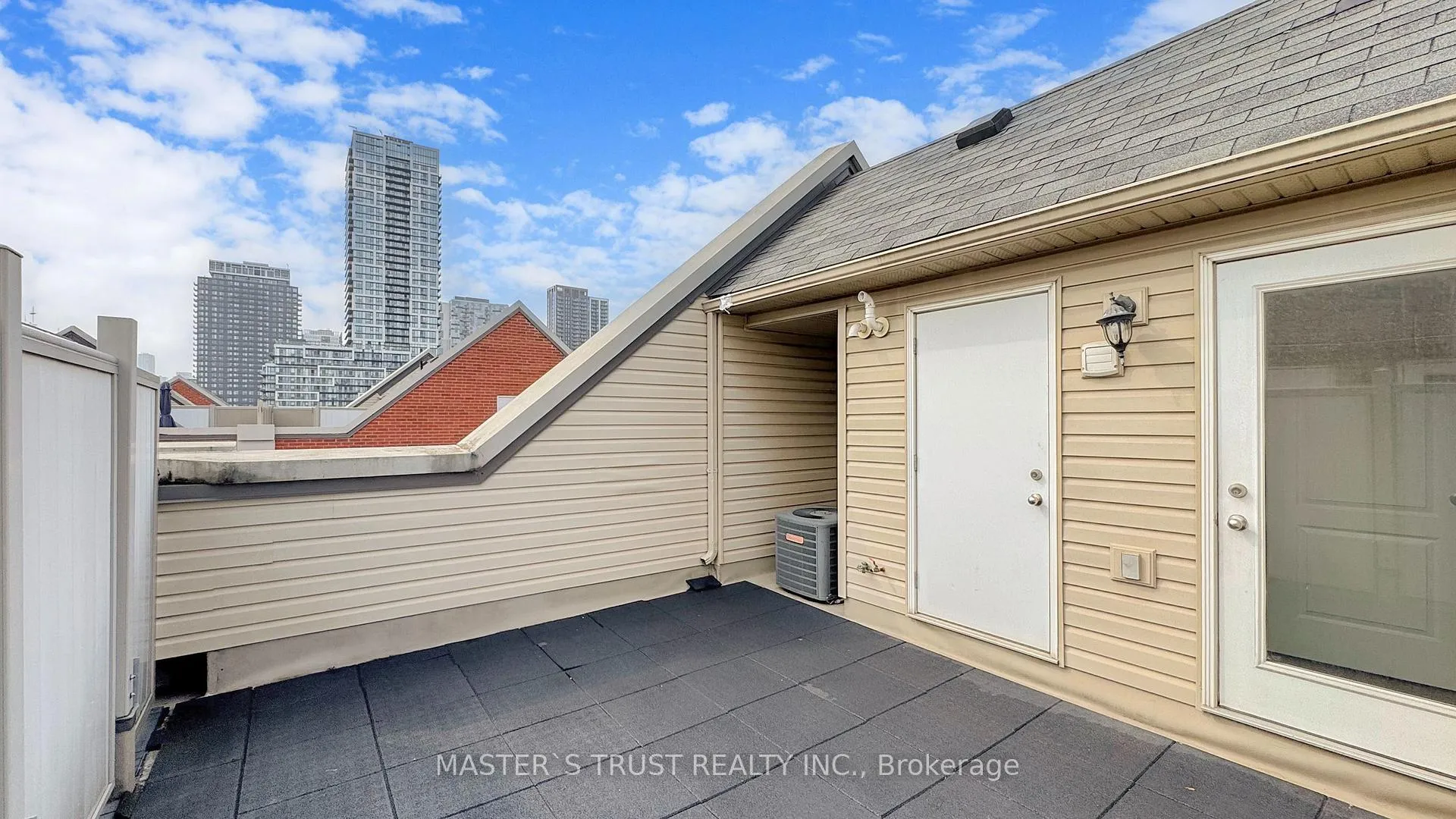 Photo 23 of Unit Unit4, 74 Munro Street, Toronto, South Riverdale — HOMEH