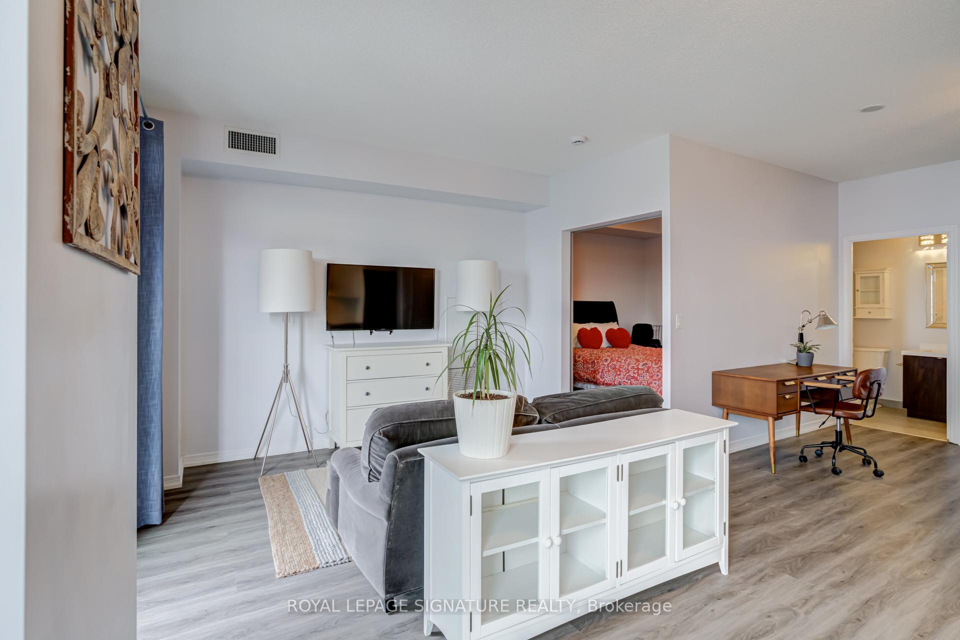 Photo 6 of Unit 2108, 352 Front Street W, Toronto, Waterfront Communities — HOMEH