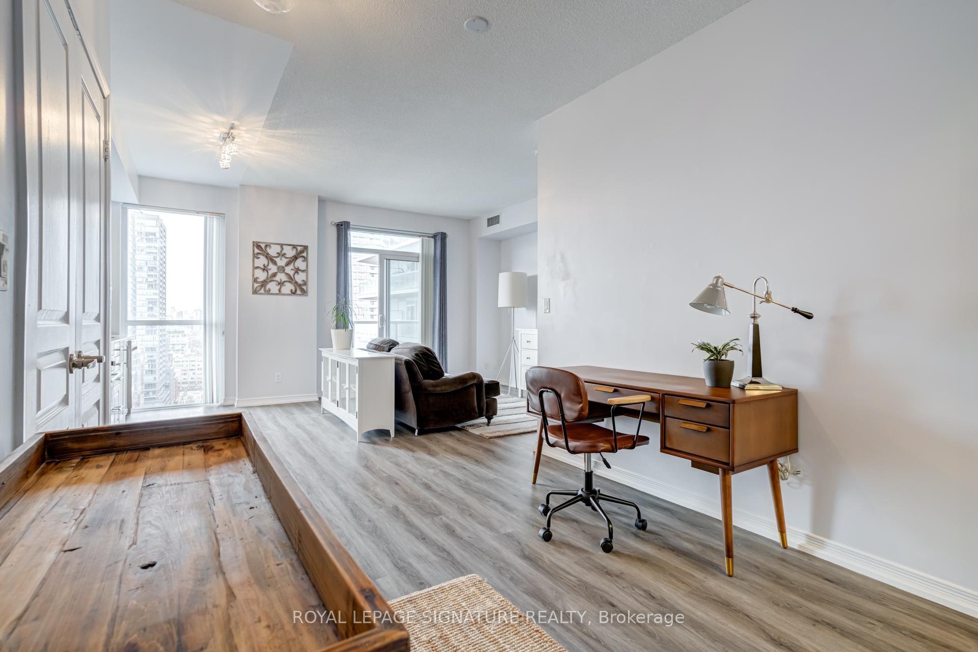 Photo 8 of Unit 2108, 352 Front Street W, Toronto, Waterfront Communities — HOMEH