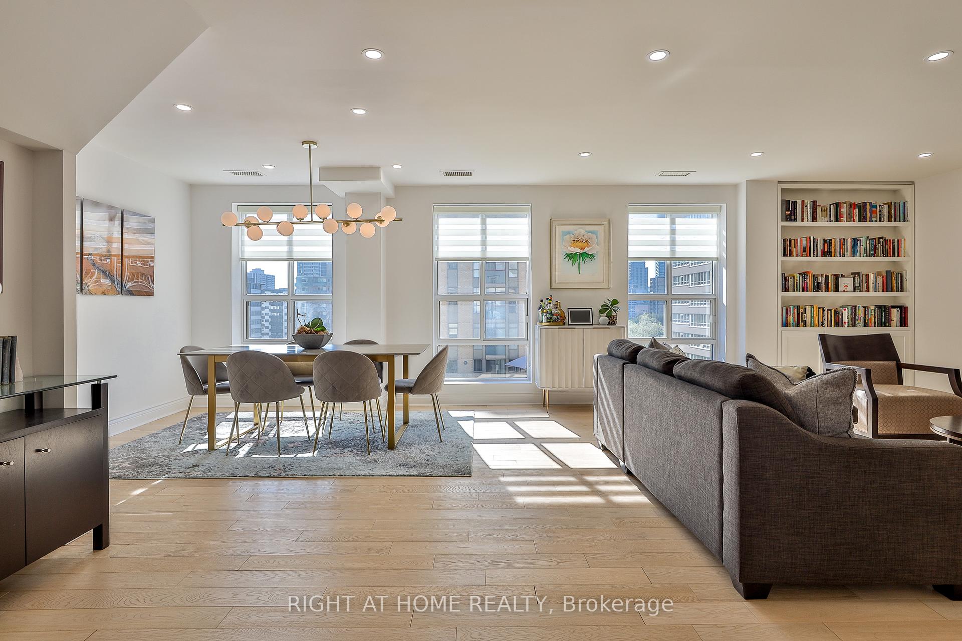 Photo 2 of Unit 801, 80 Charles Street E, Toronto, Church-Yonge Corridor — HOMEH