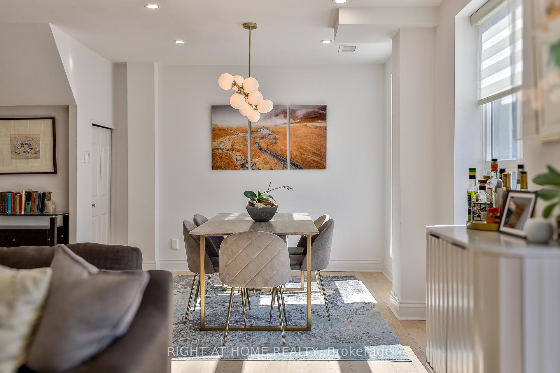Photo 5 of Unit 801, 80 Charles Street E, Toronto, Church-Yonge Corridor — HOMEH