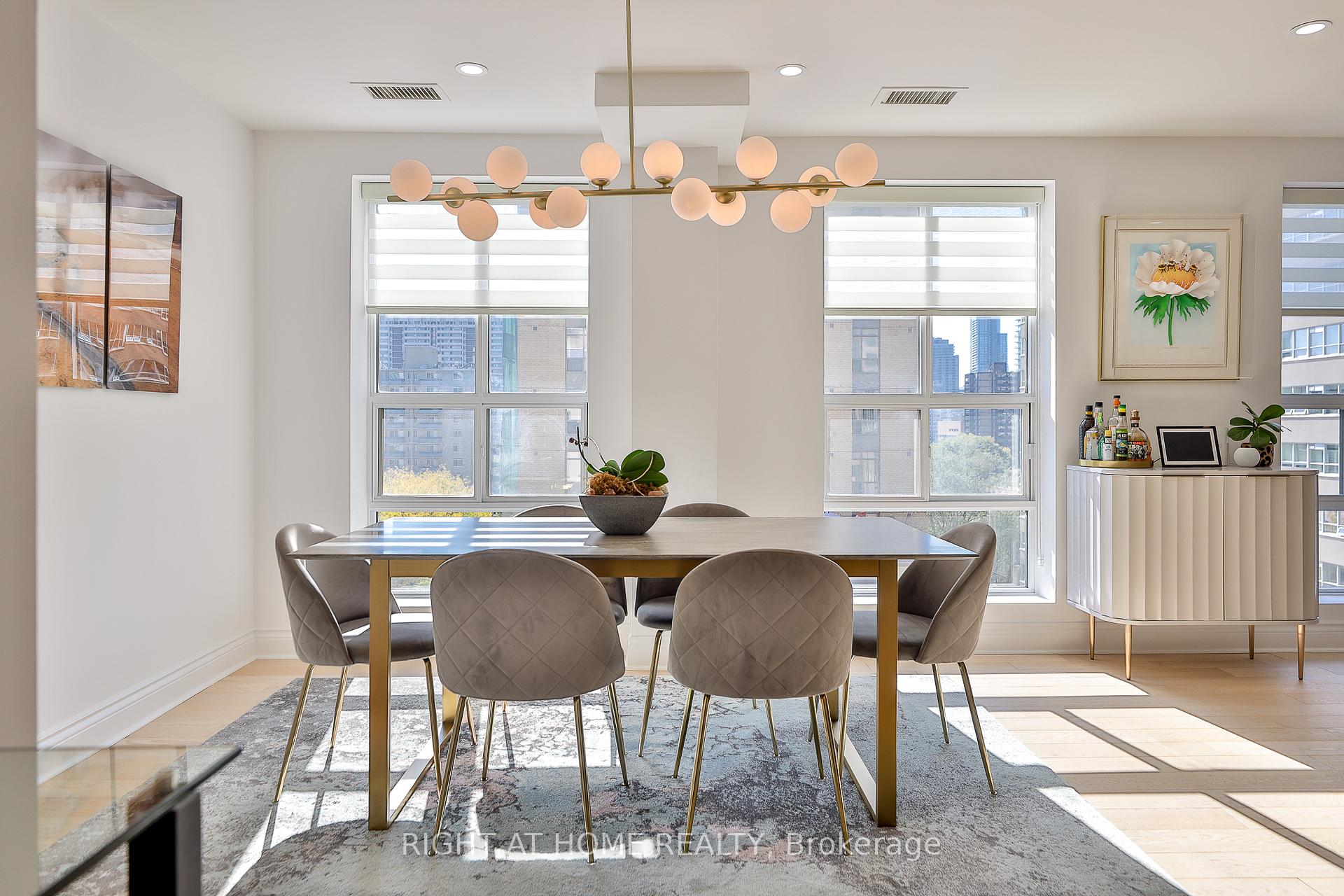 Photo 8 of Unit 801, 80 Charles Street E, Toronto, Church-Yonge Corridor — HOMEH