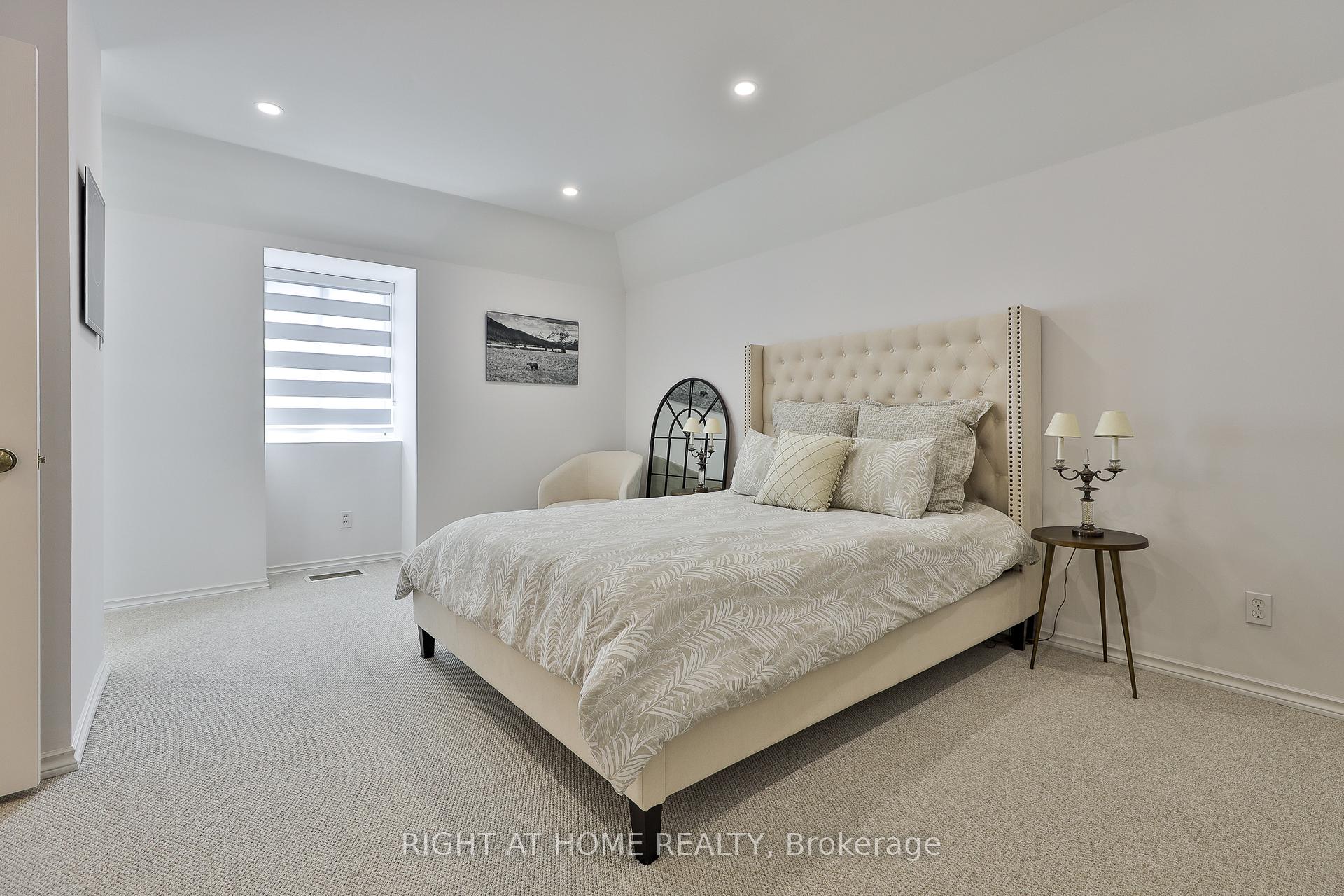 Photo 18 of Unit 801, 80 Charles Street E, Toronto, Church-Yonge Corridor — HOMEH