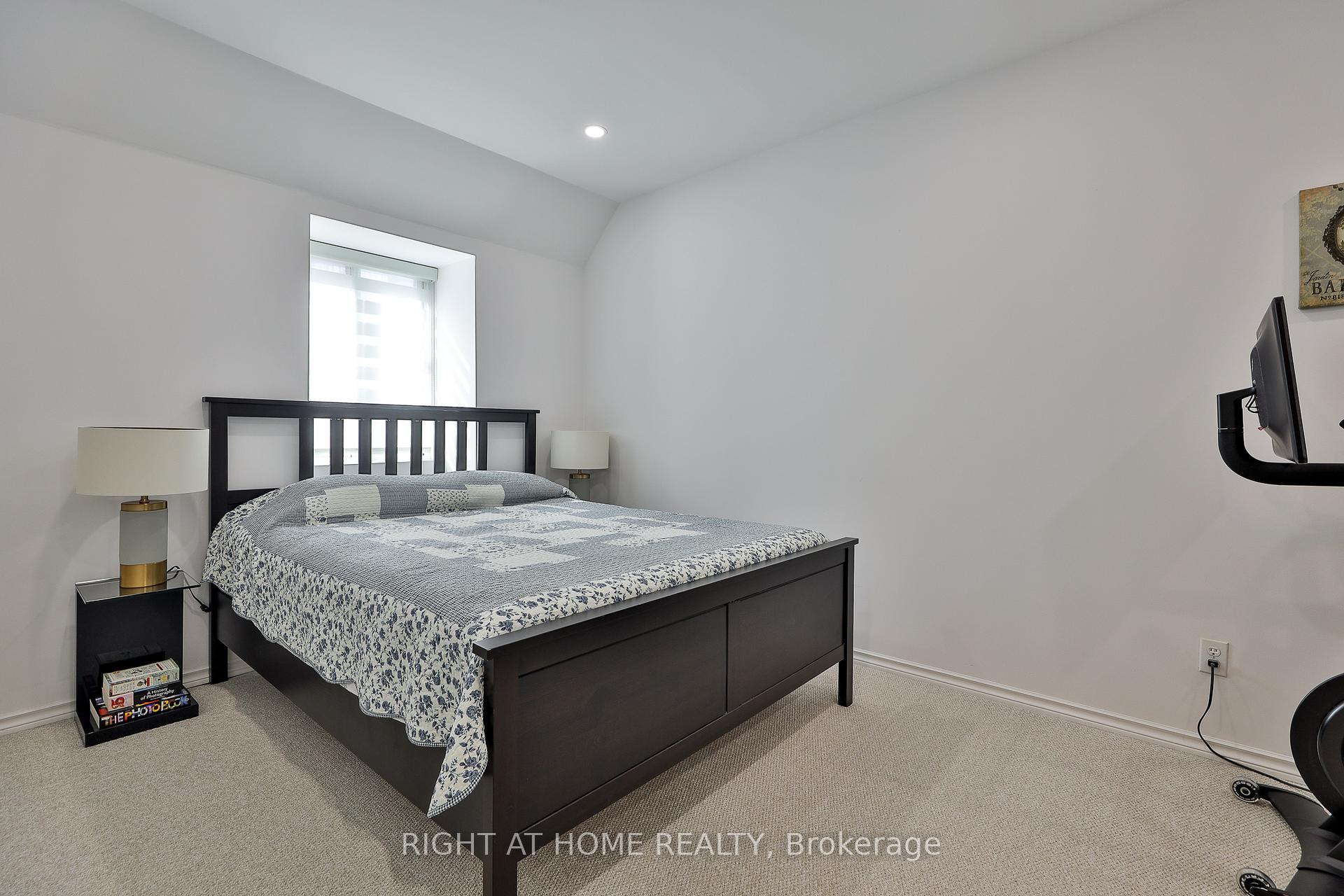 Photo 26 of Unit 801, 80 Charles Street E, Toronto, Church-Yonge Corridor — HOMEH