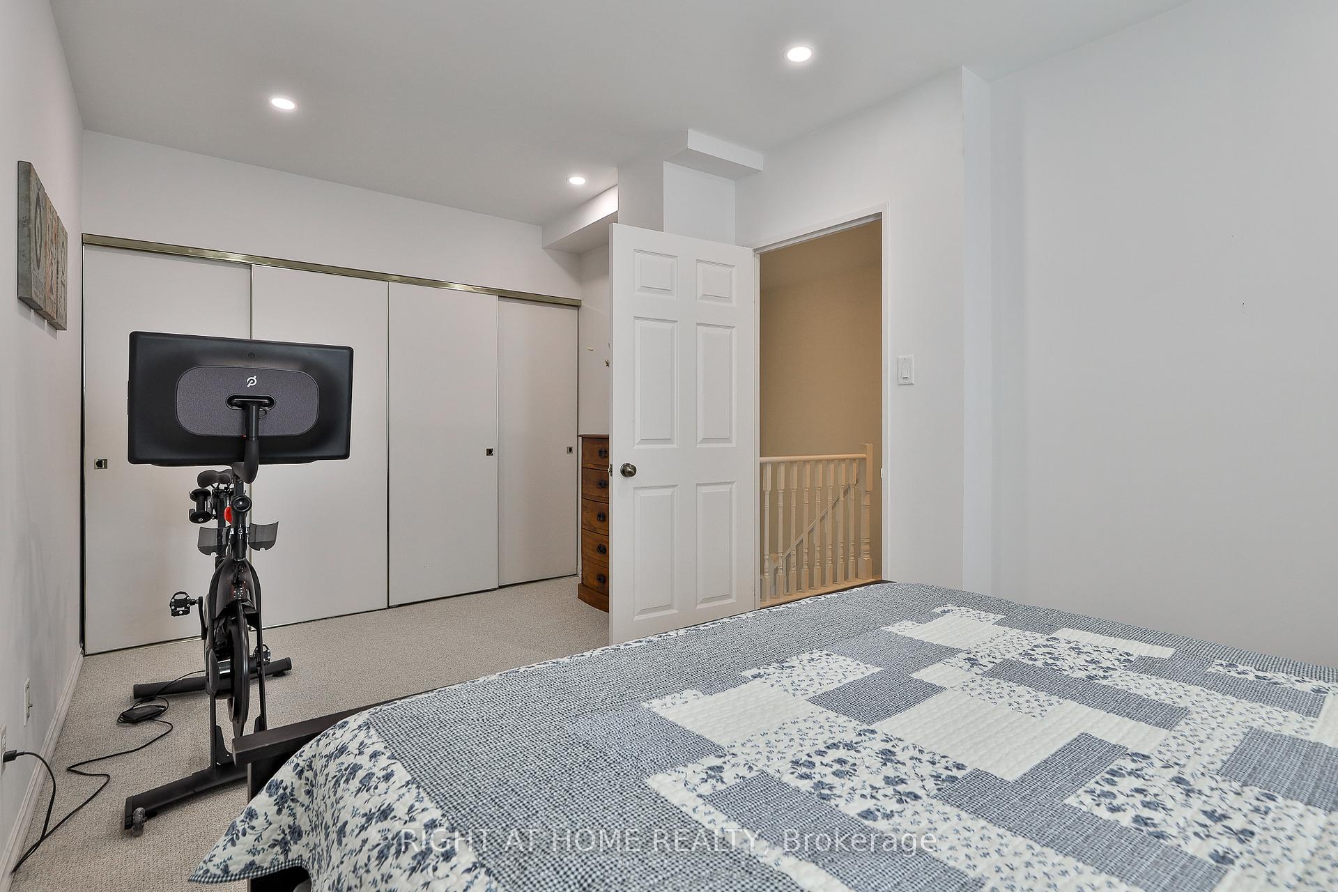 Photo 27 of Unit 801, 80 Charles Street E, Toronto, Church-Yonge Corridor — HOMEH