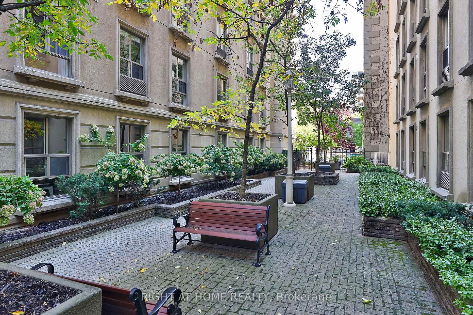 Photo 28 of Unit 801, 80 Charles Street E, Toronto, Church-Yonge Corridor — HOMEH