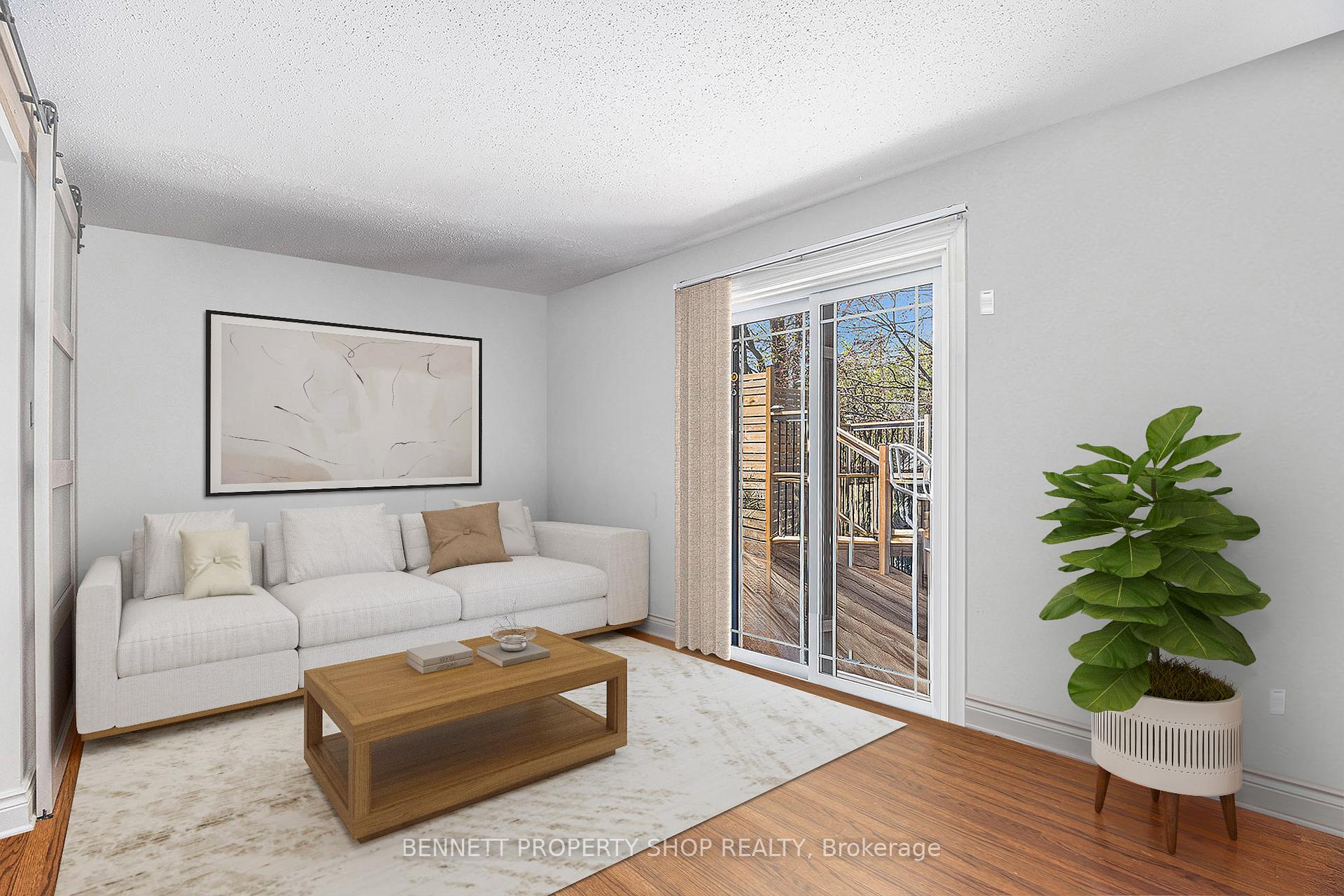 Photo 6 of 1404 Eastcliffe Way, Ottawa, Pineview — HOMEH